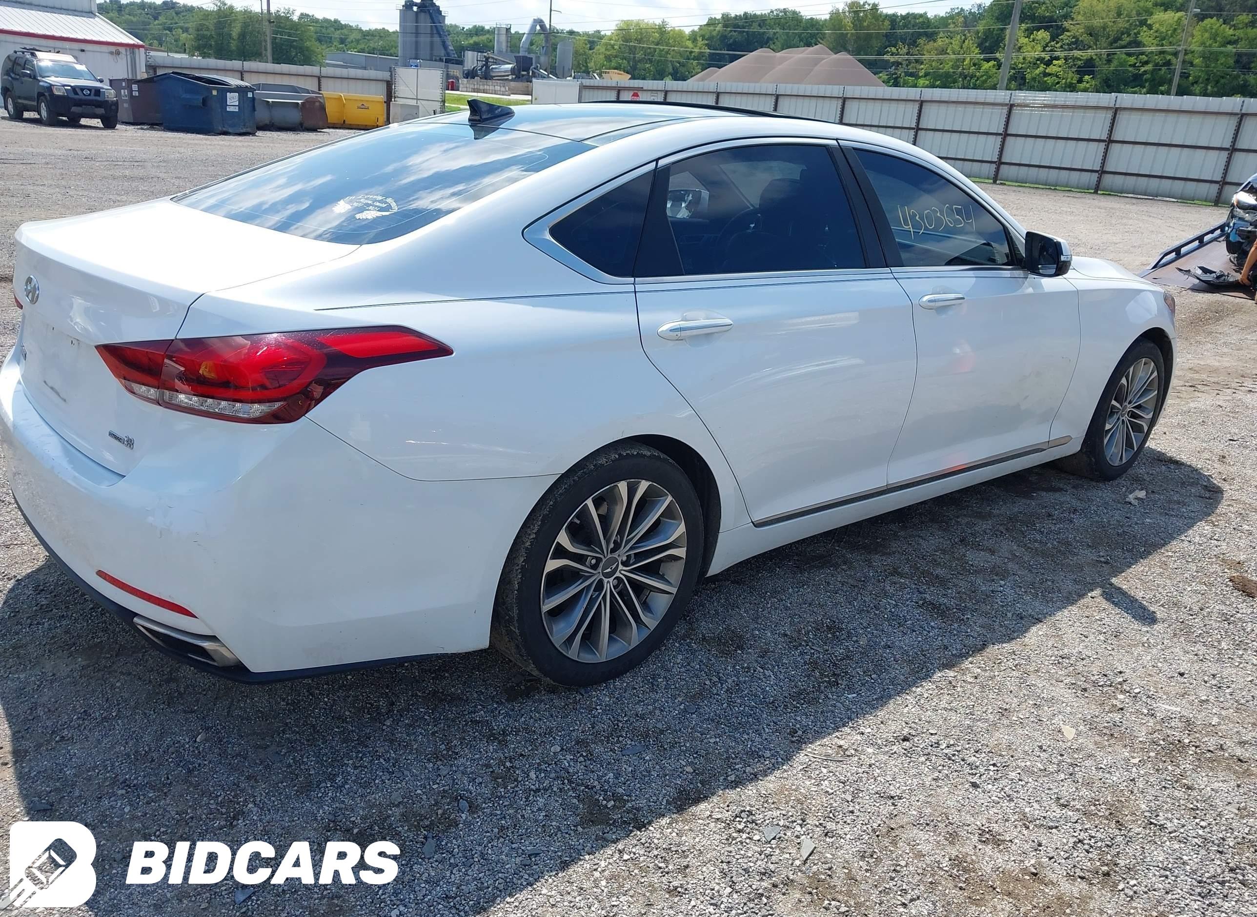 2015 Hyundai Genesis, 3.8