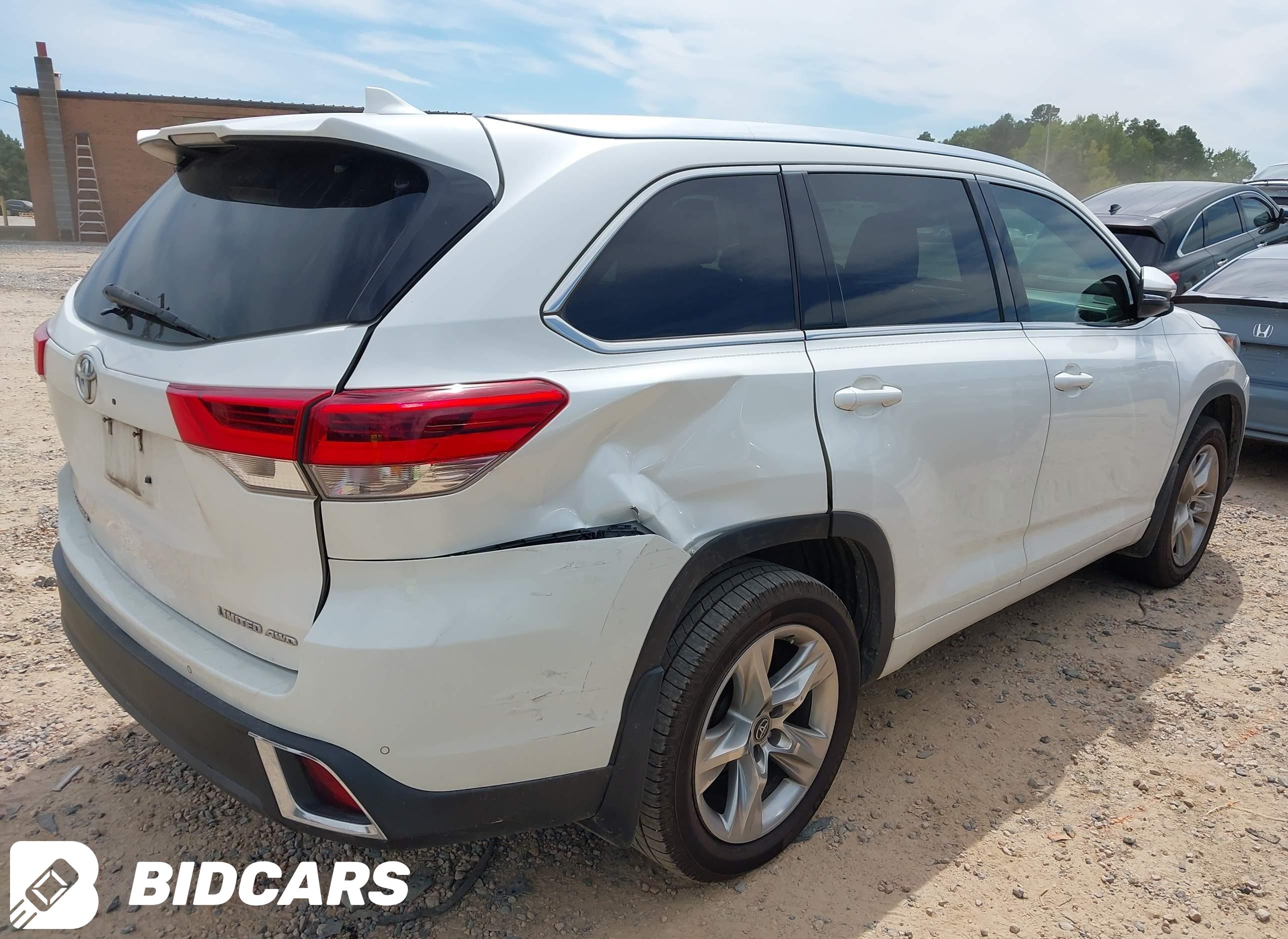 2017 Toyota Highlander, Limited