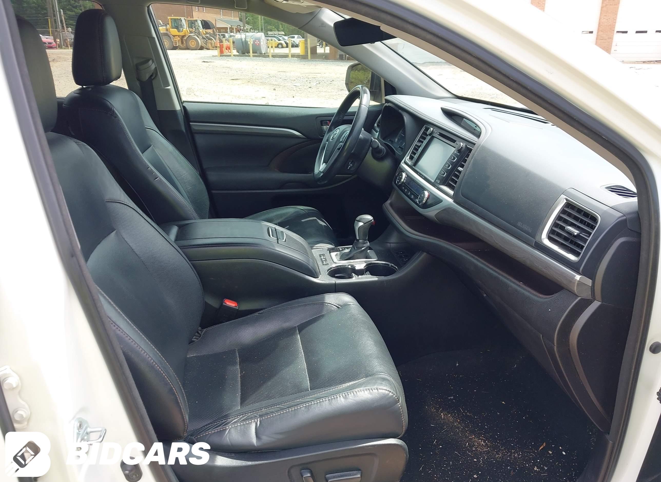 2017 Toyota Highlander, Limited