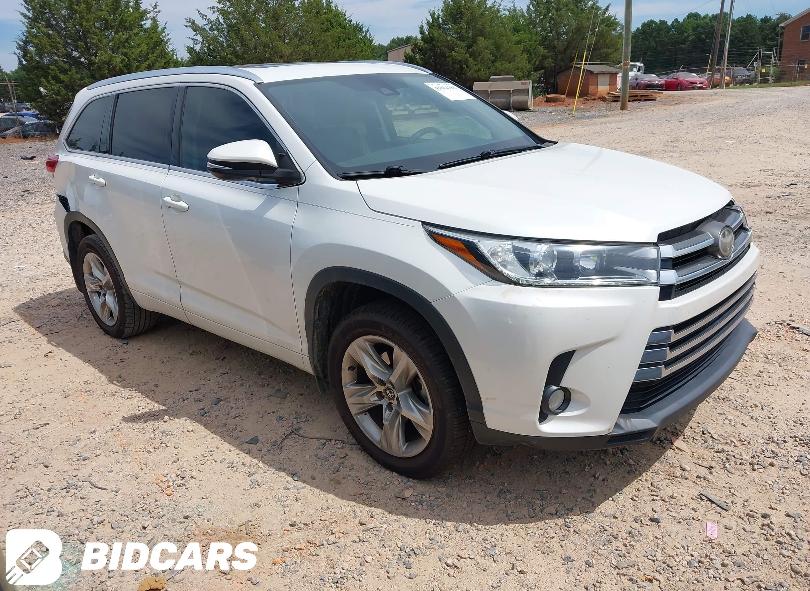 2017 Toyota Highlander, Limited