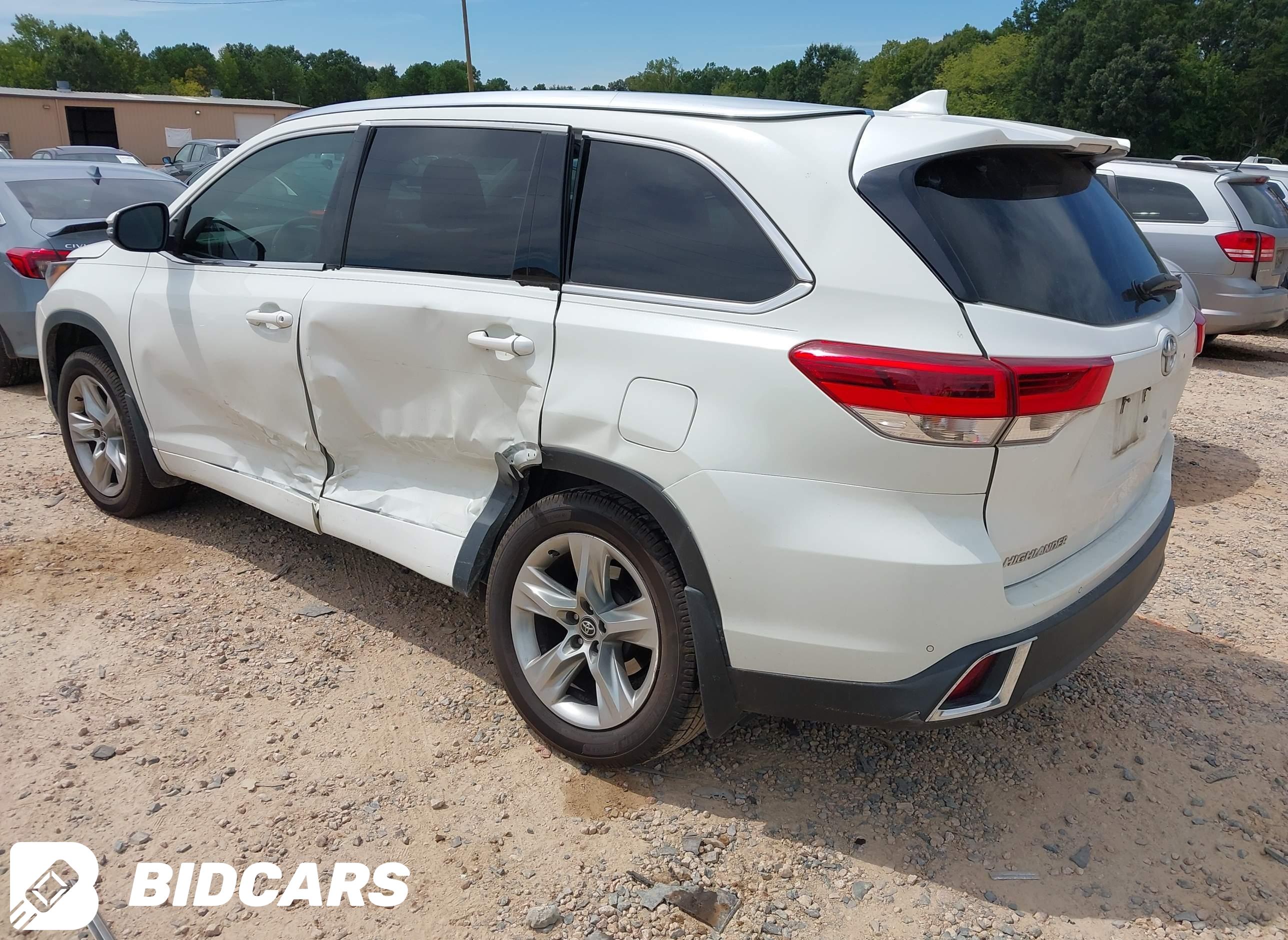 2017 Toyota Highlander, Limited
