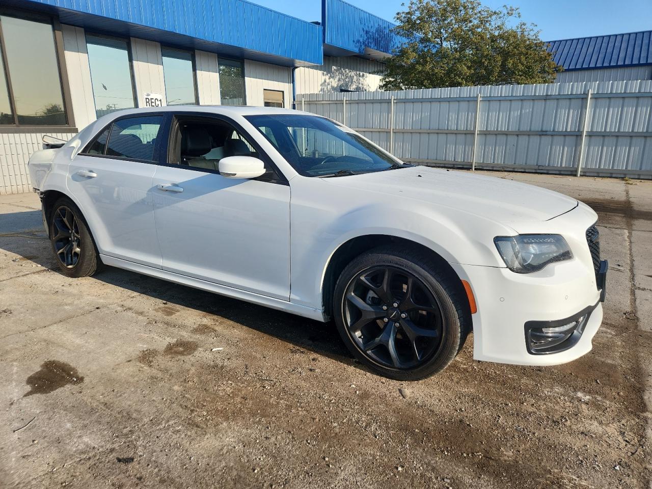 2022 Chrysler 300, S