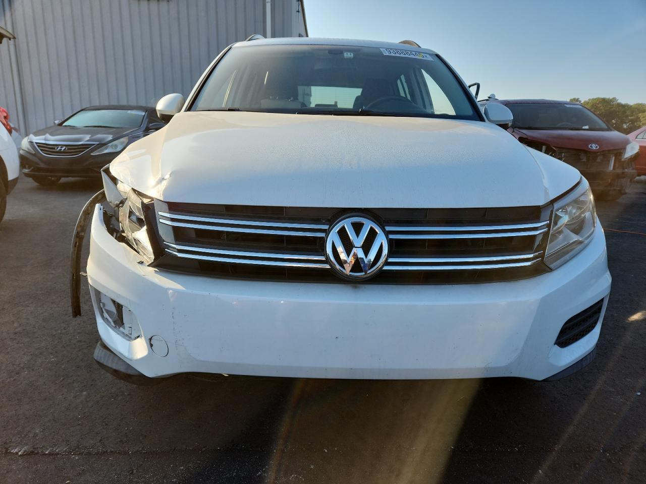 2016 Volkswagen Tiguan, S