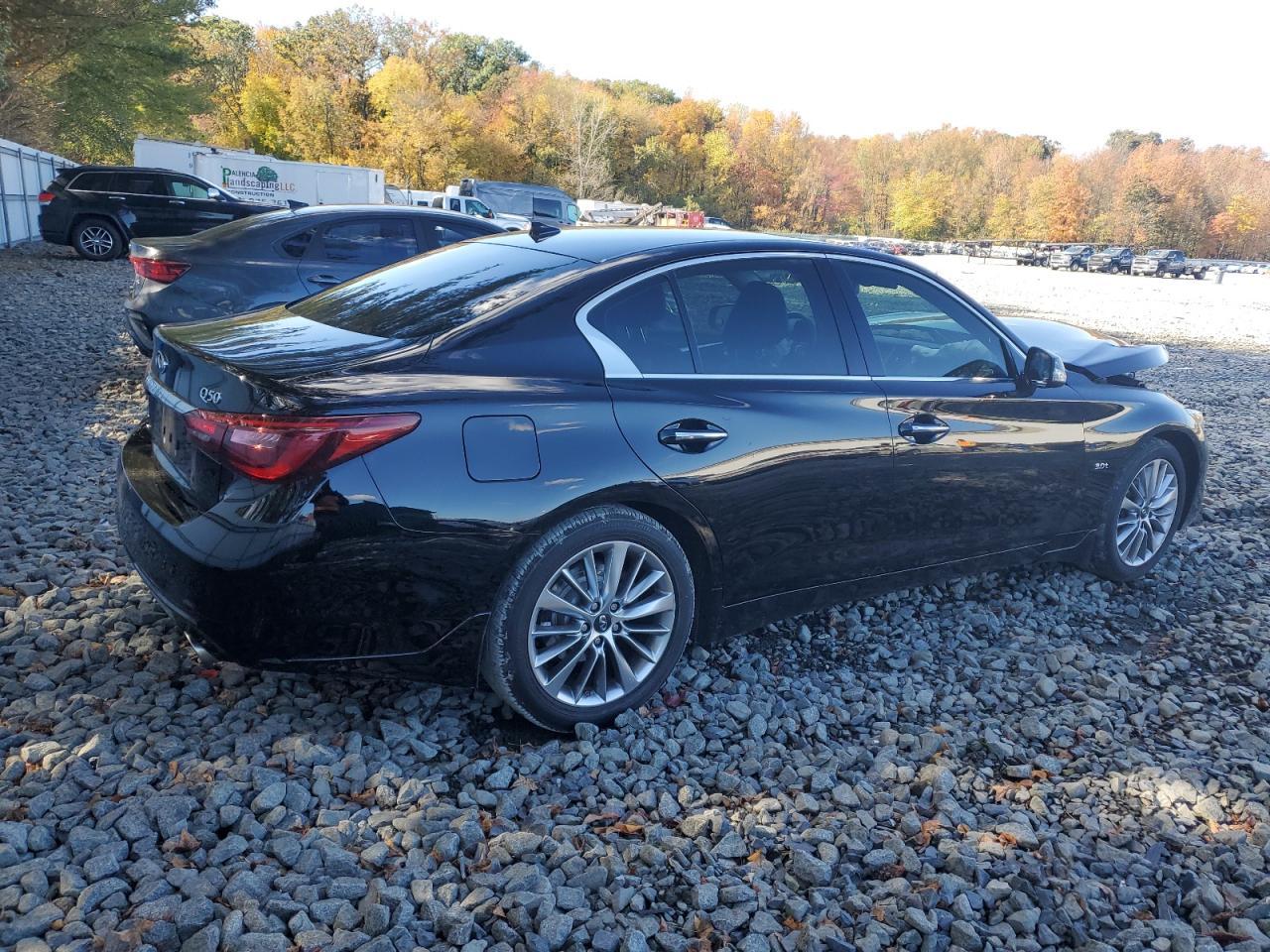 2018 Infiniti Q50, Luxe