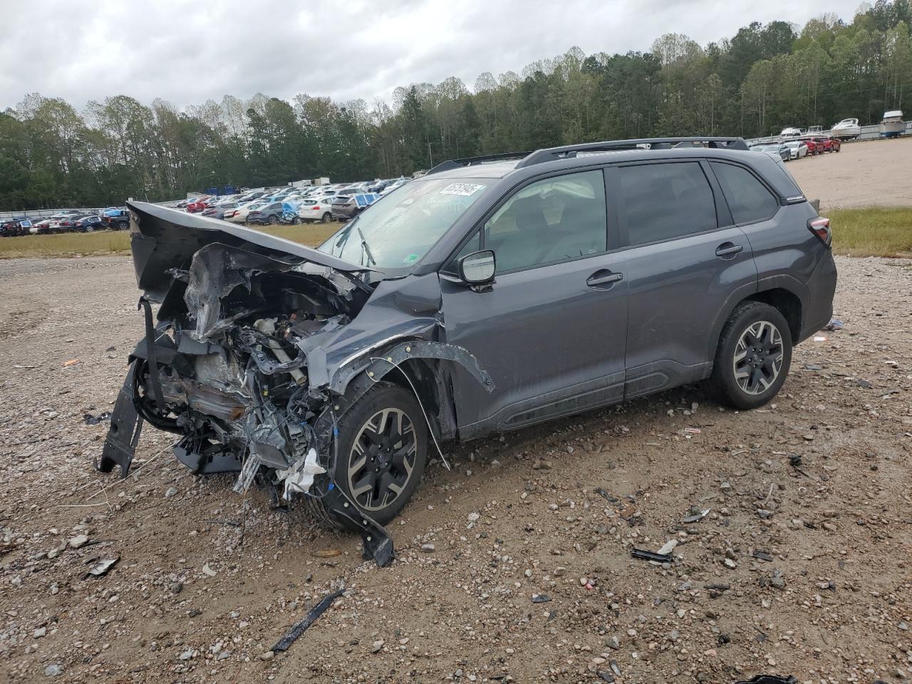 2025 Subaru Forester, Premium