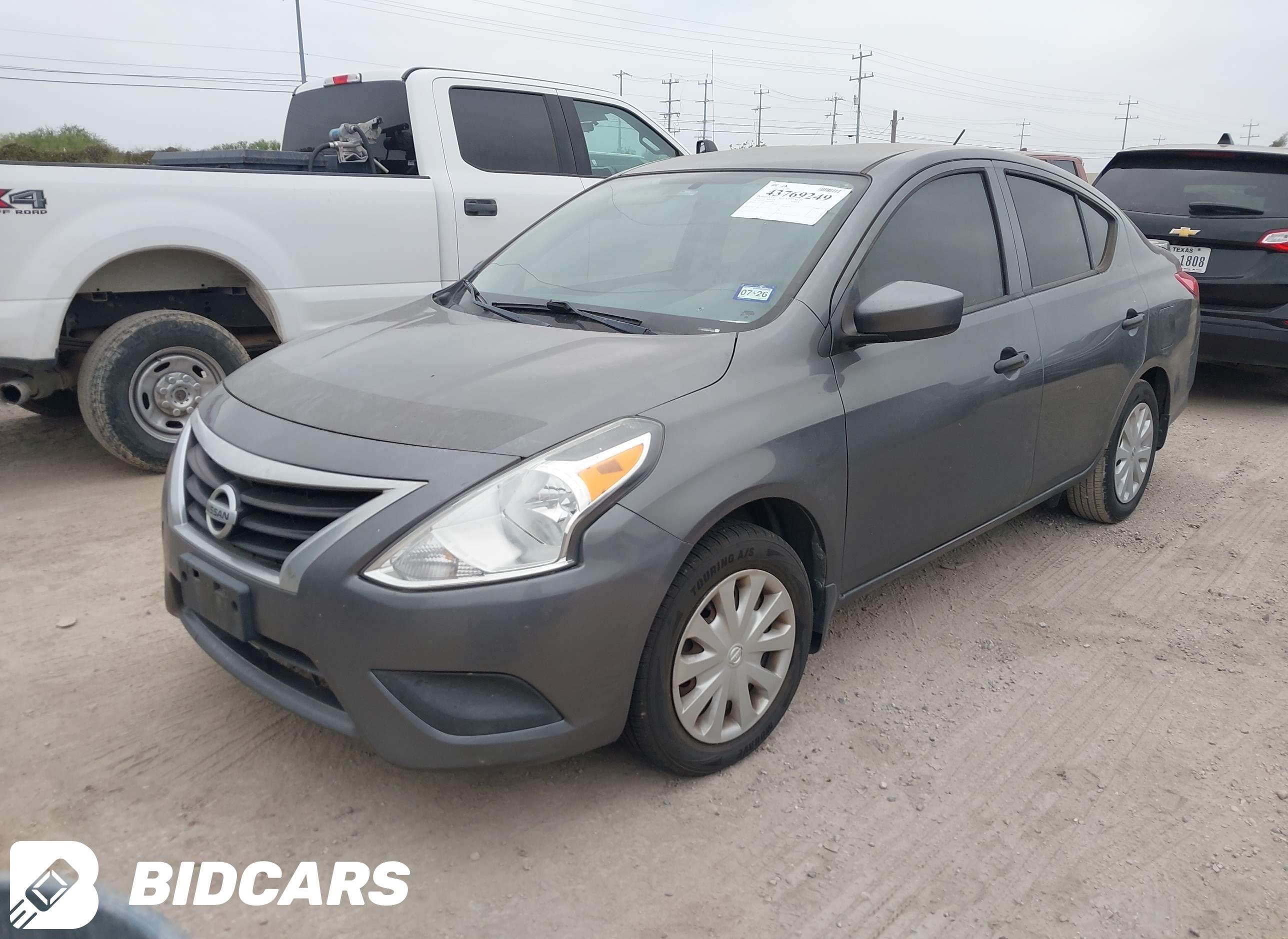 2016 Nissan Versa, 1.6 S+