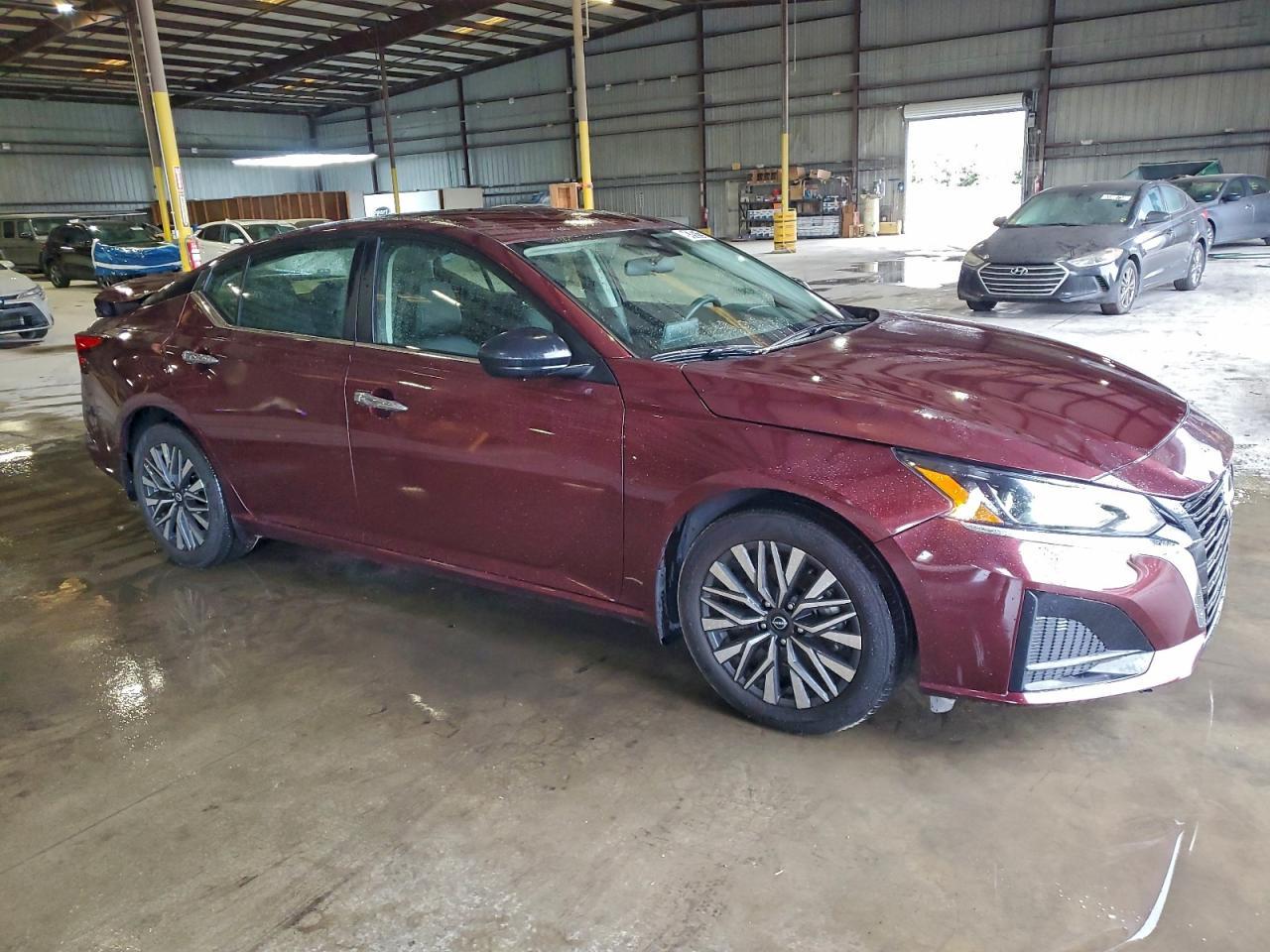 2024 Nissan Altima, SV