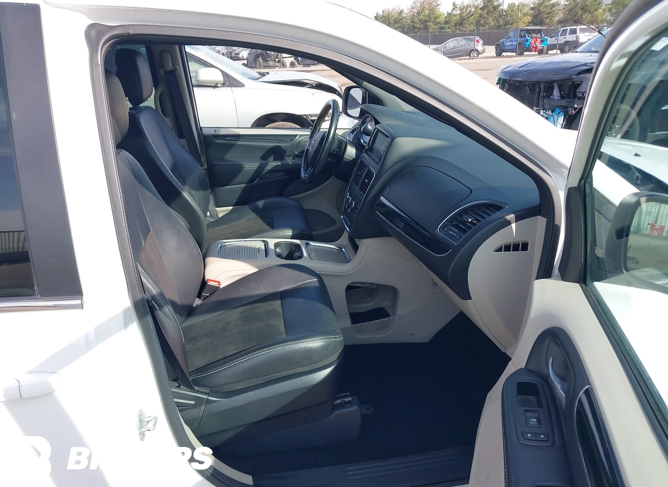 2020 Dodge Grand Caravan, Sxt