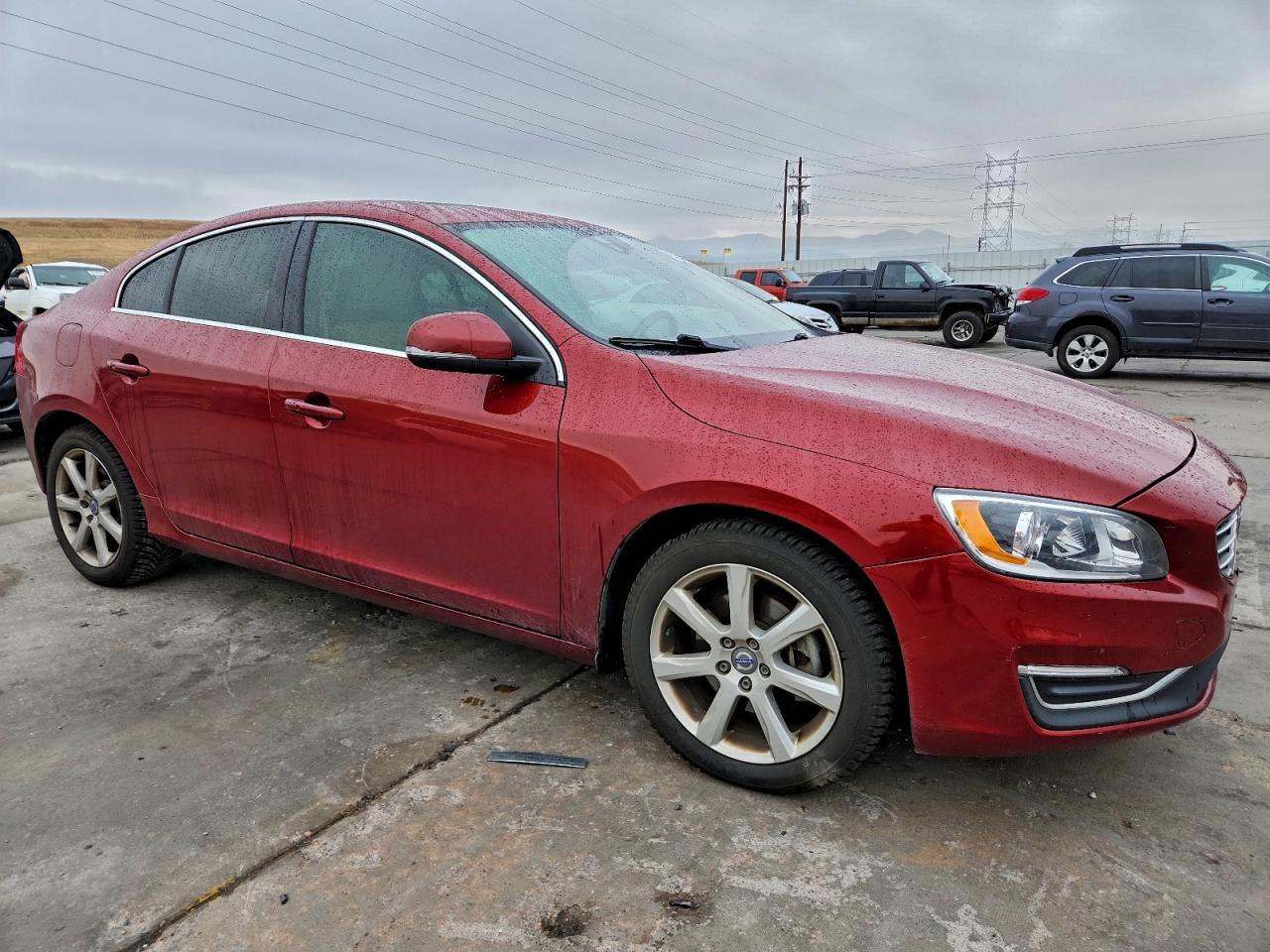 2016 Volvo S60, Premier