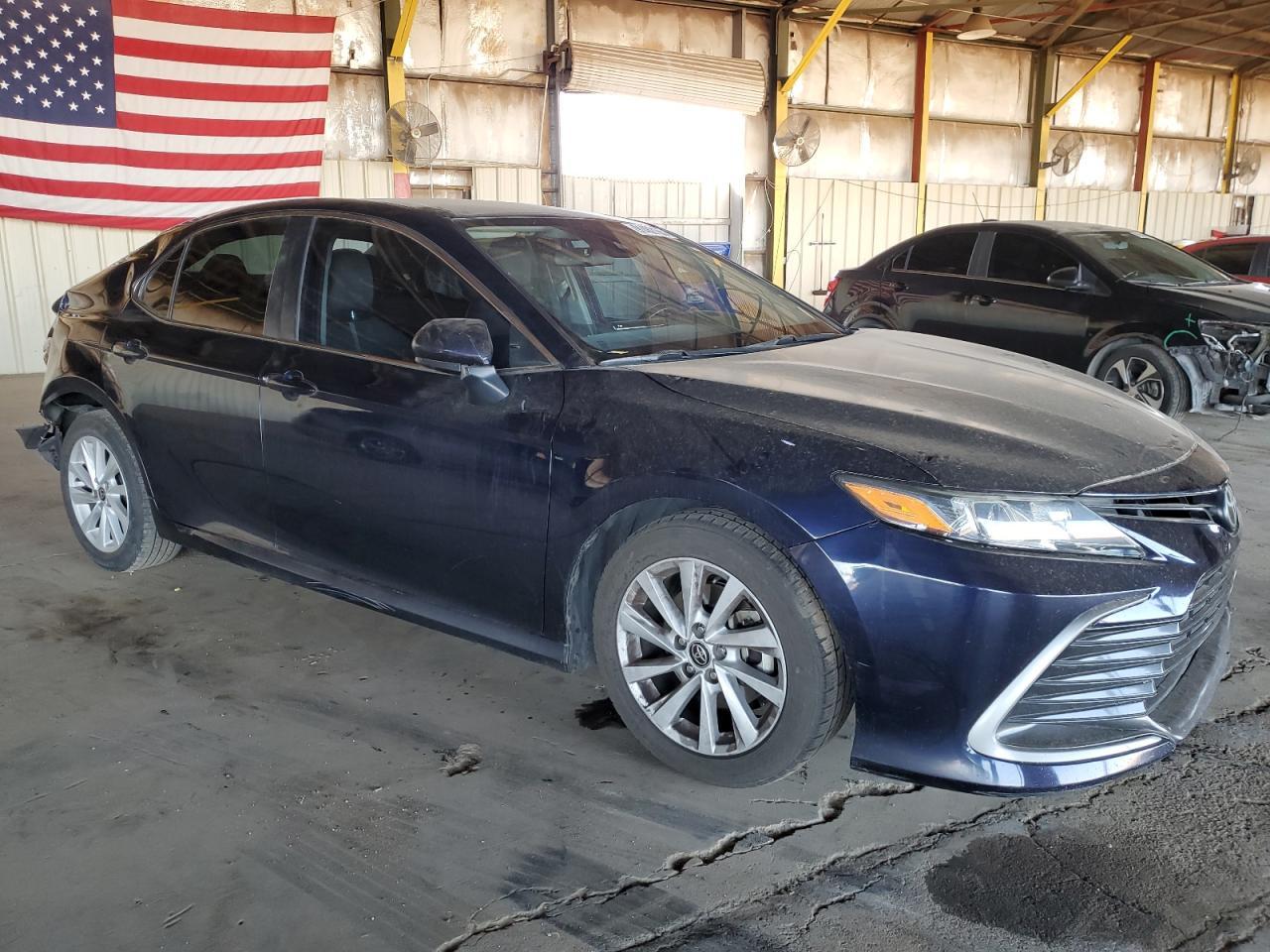 2021 Toyota Camry, LE