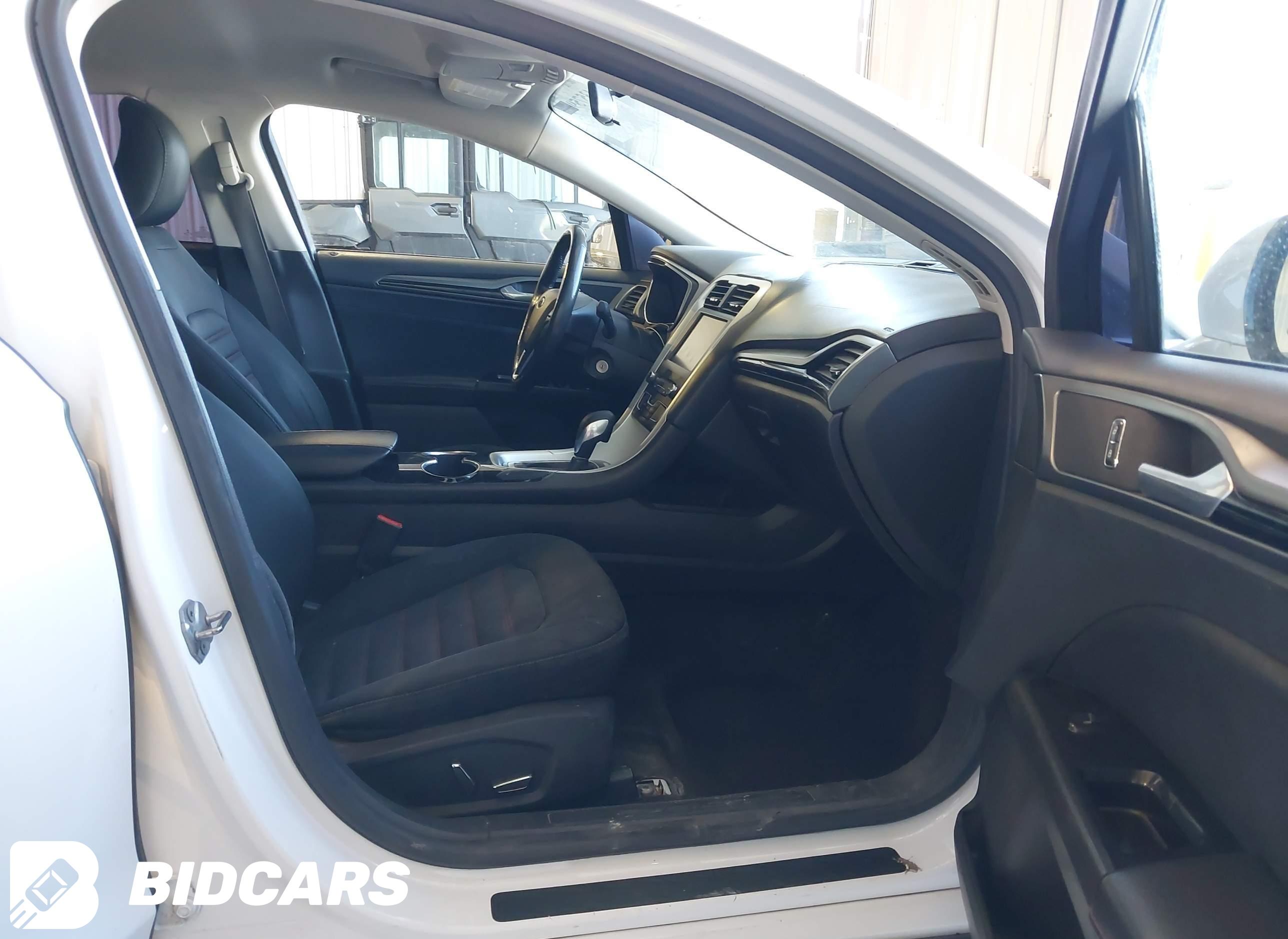 2016 Ford Fusion, SE