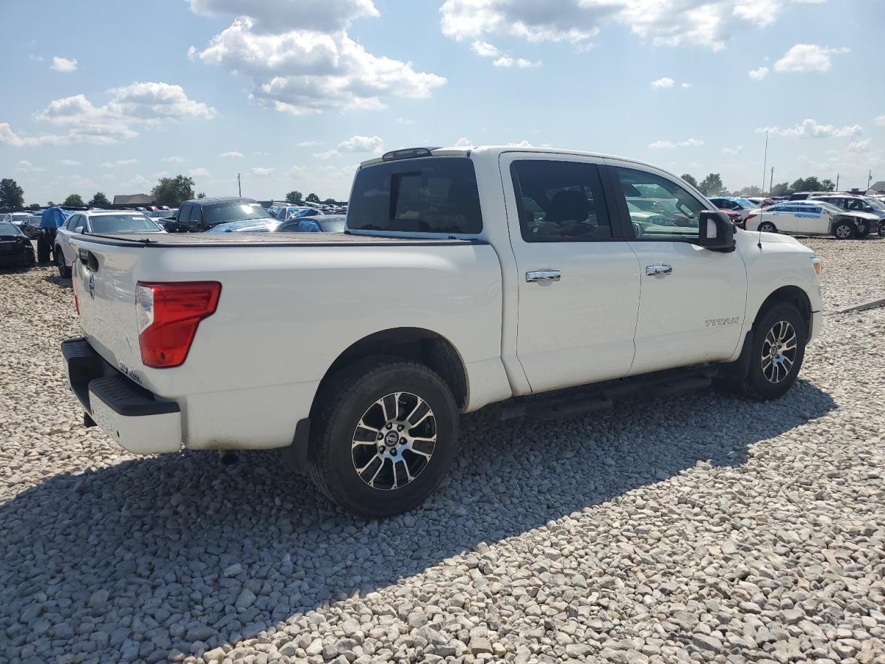 2021 Nissan Titan, SV