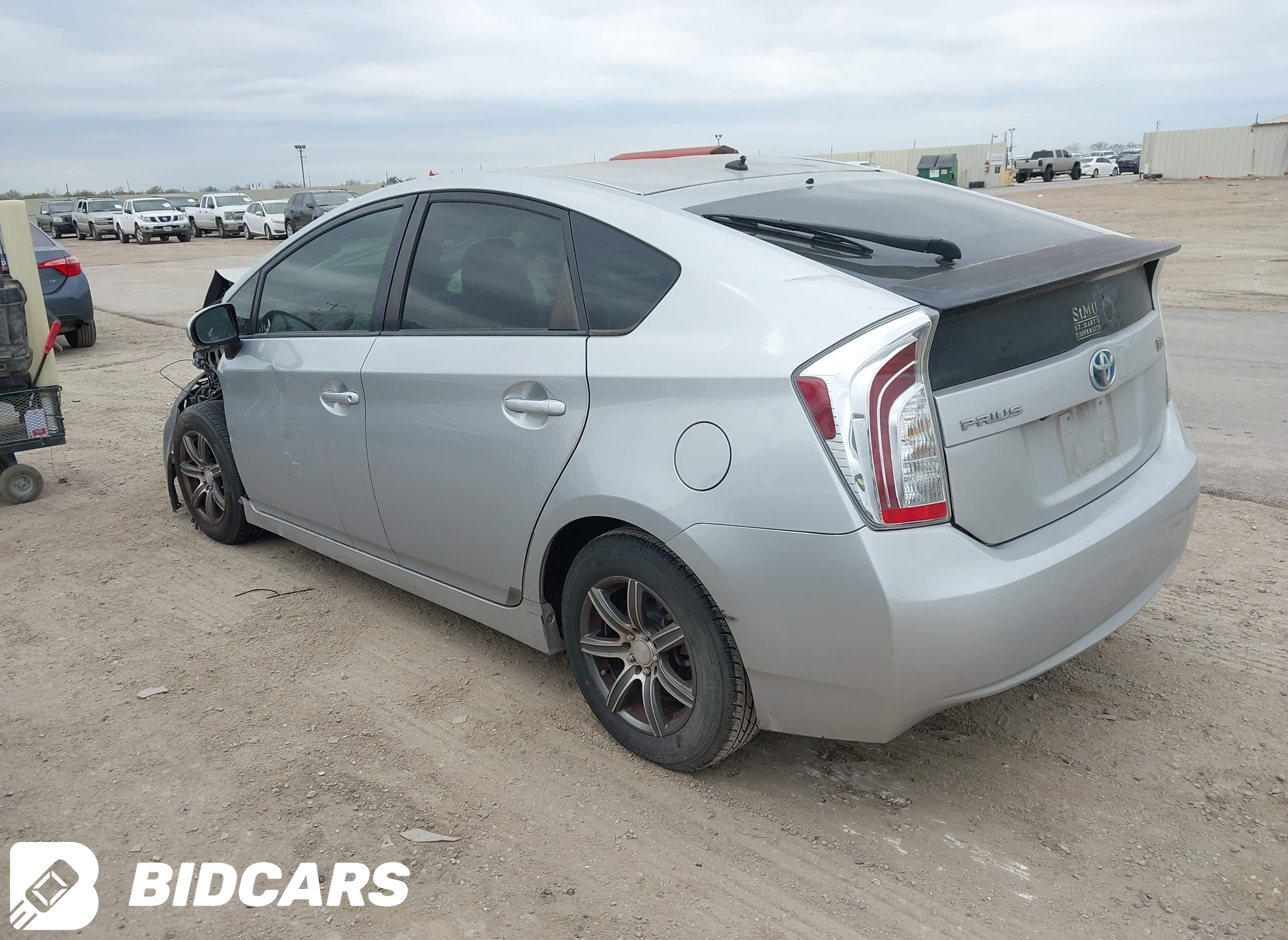2015 Toyota Prius, Two