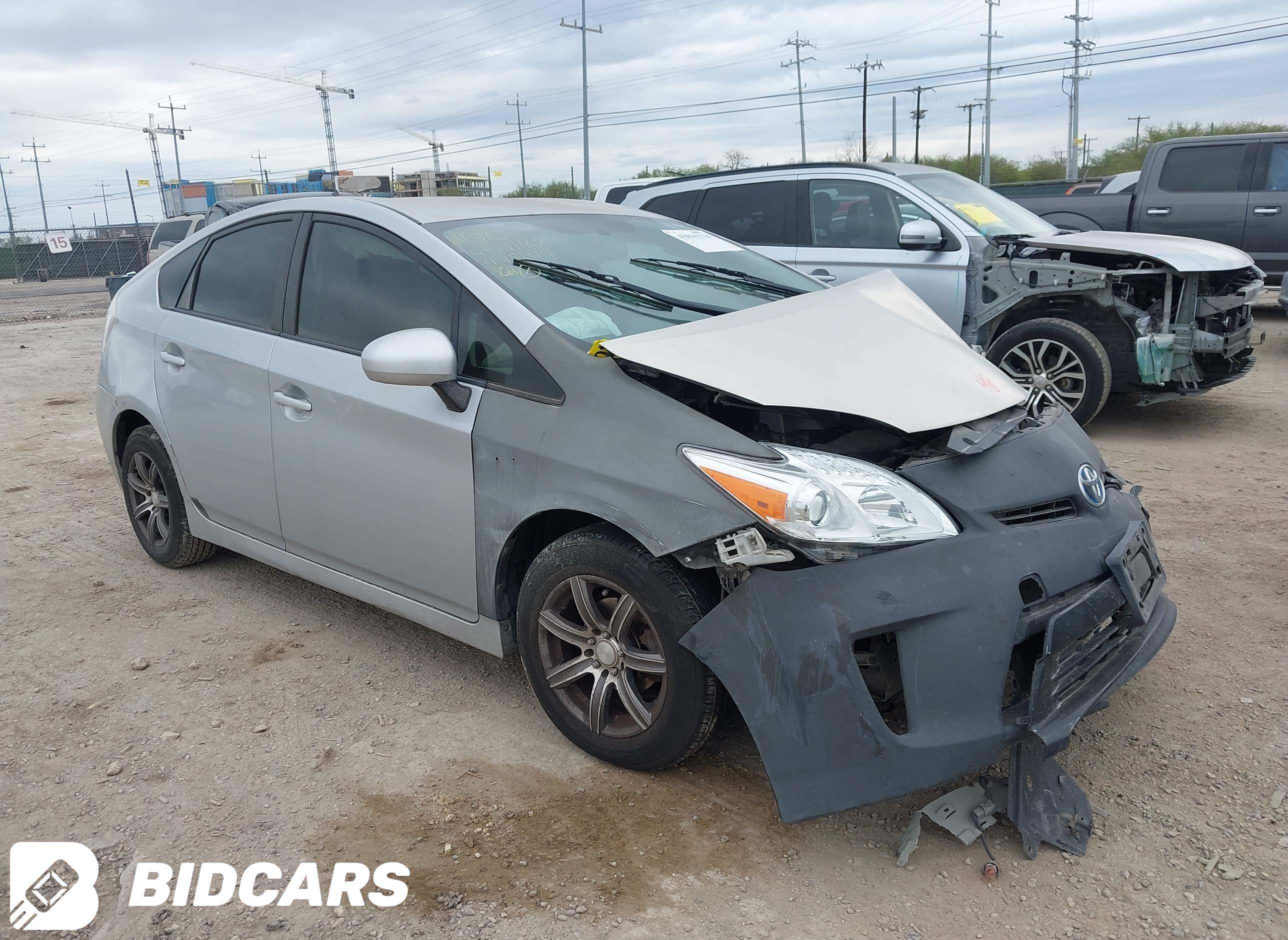 2015 Toyota Prius, Two
