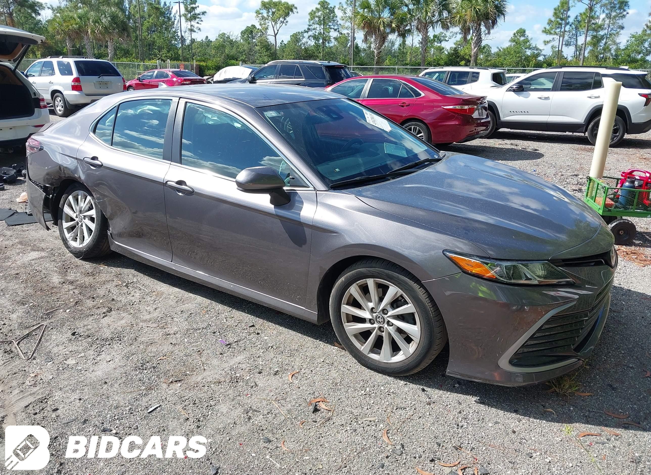 2022 Toyota Camry, LE