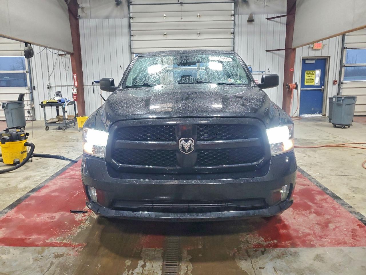 2018 RAM 1500, ST