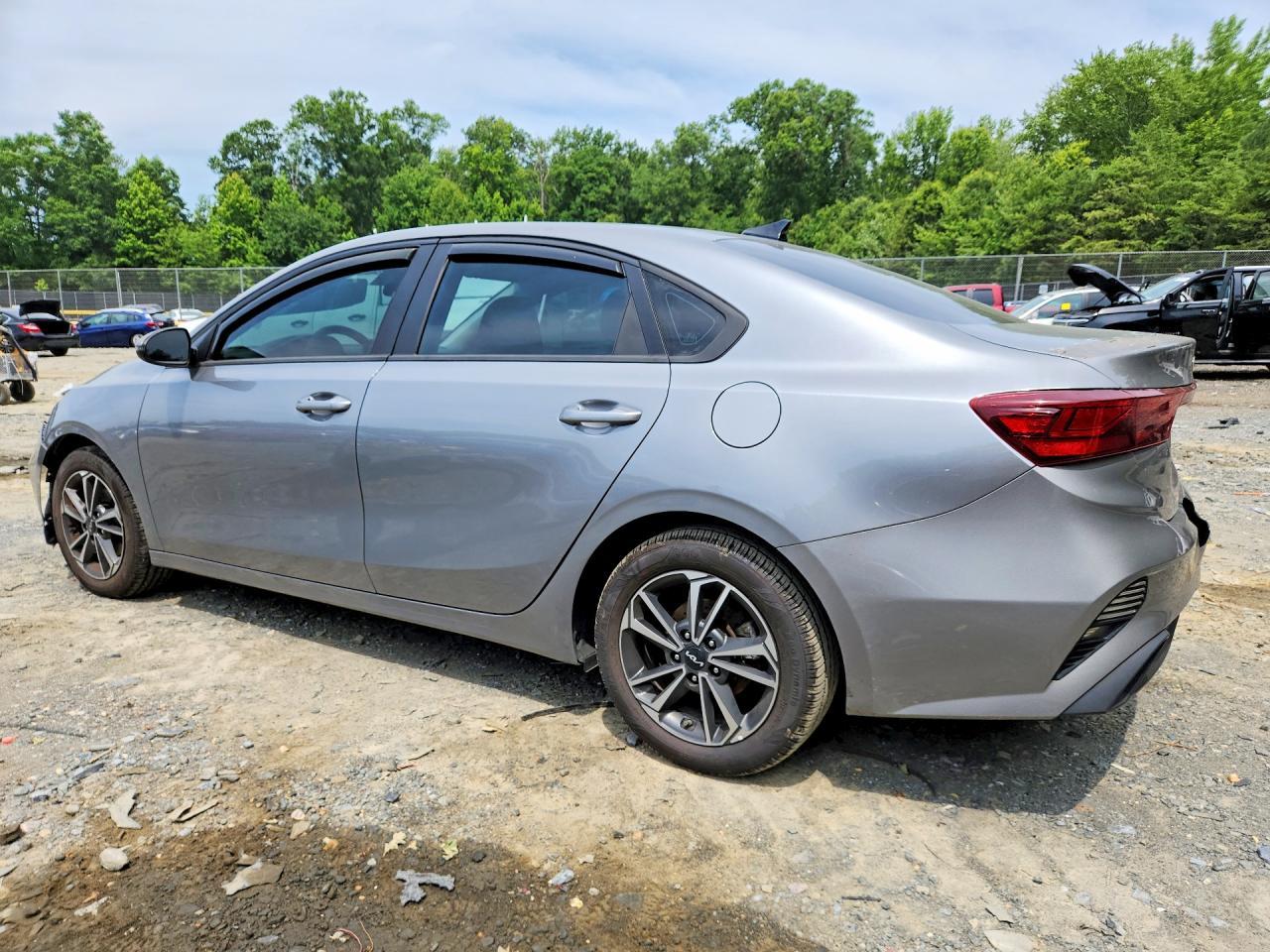 2023 KIA Forte, Lxs