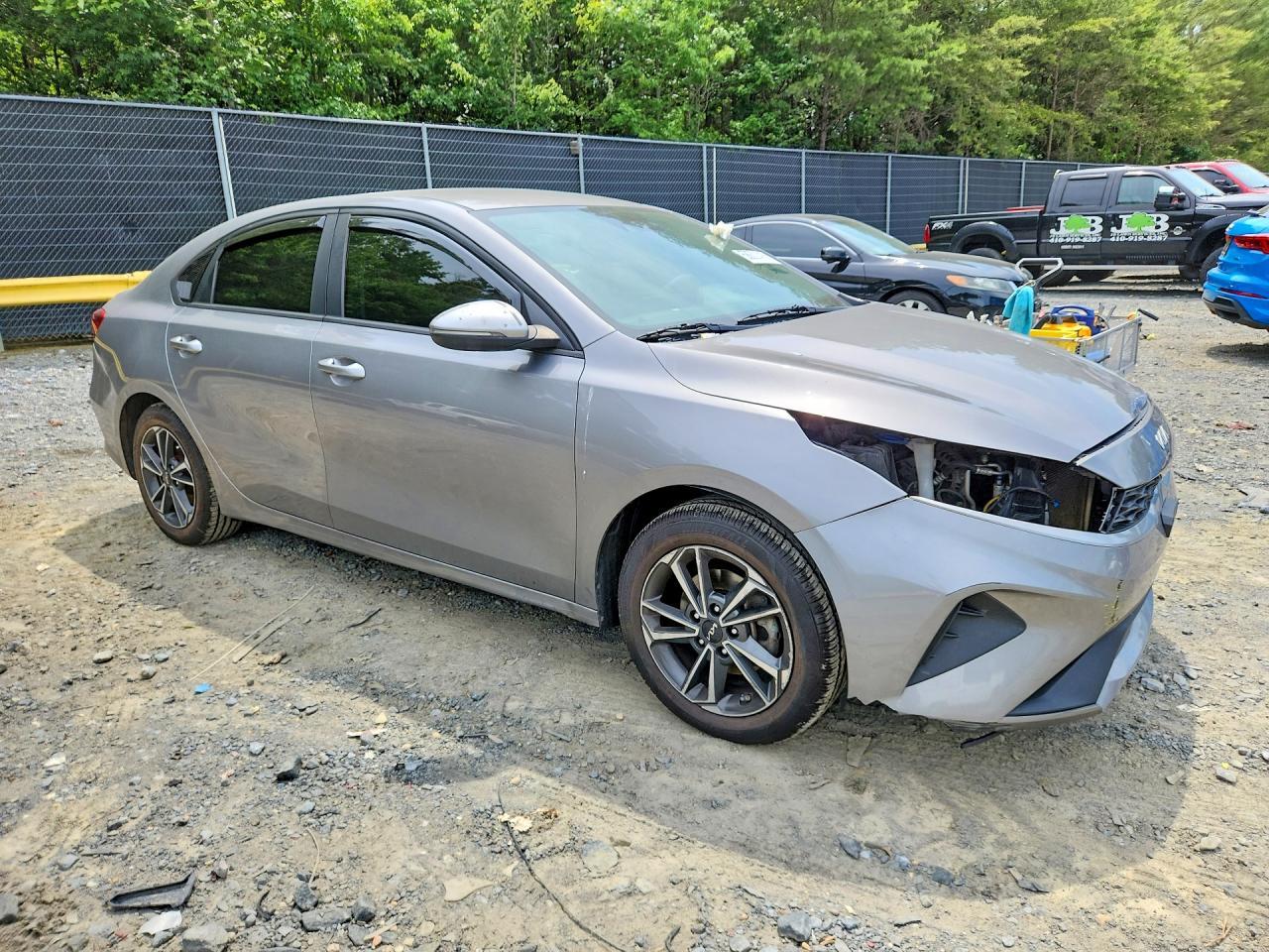 2023 KIA Forte, Lxs