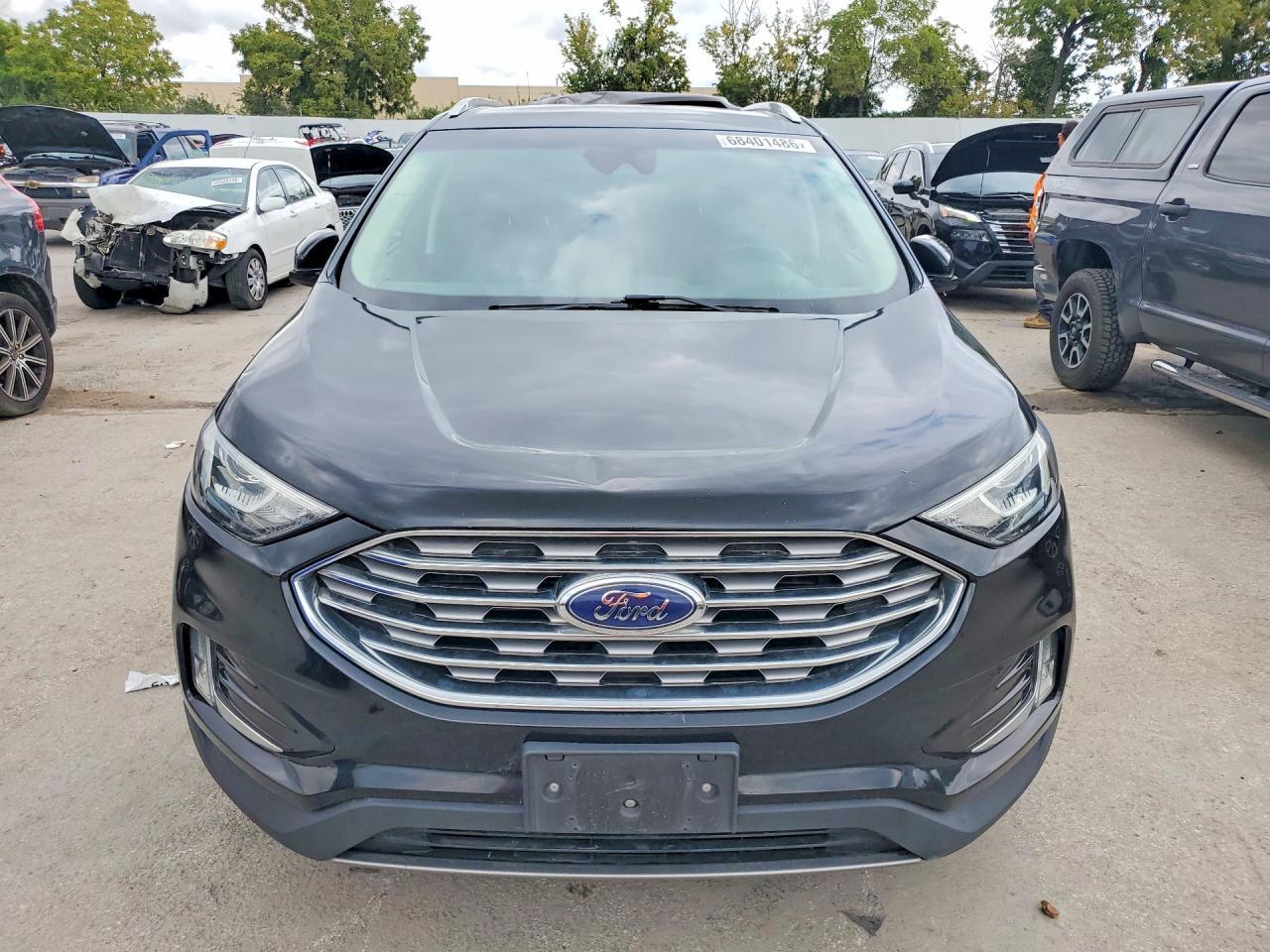 2019 Ford Edge, Titanium