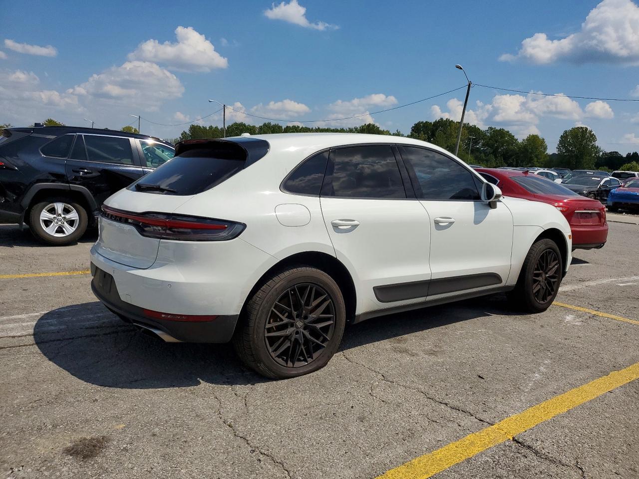 2021 Porsche Macan