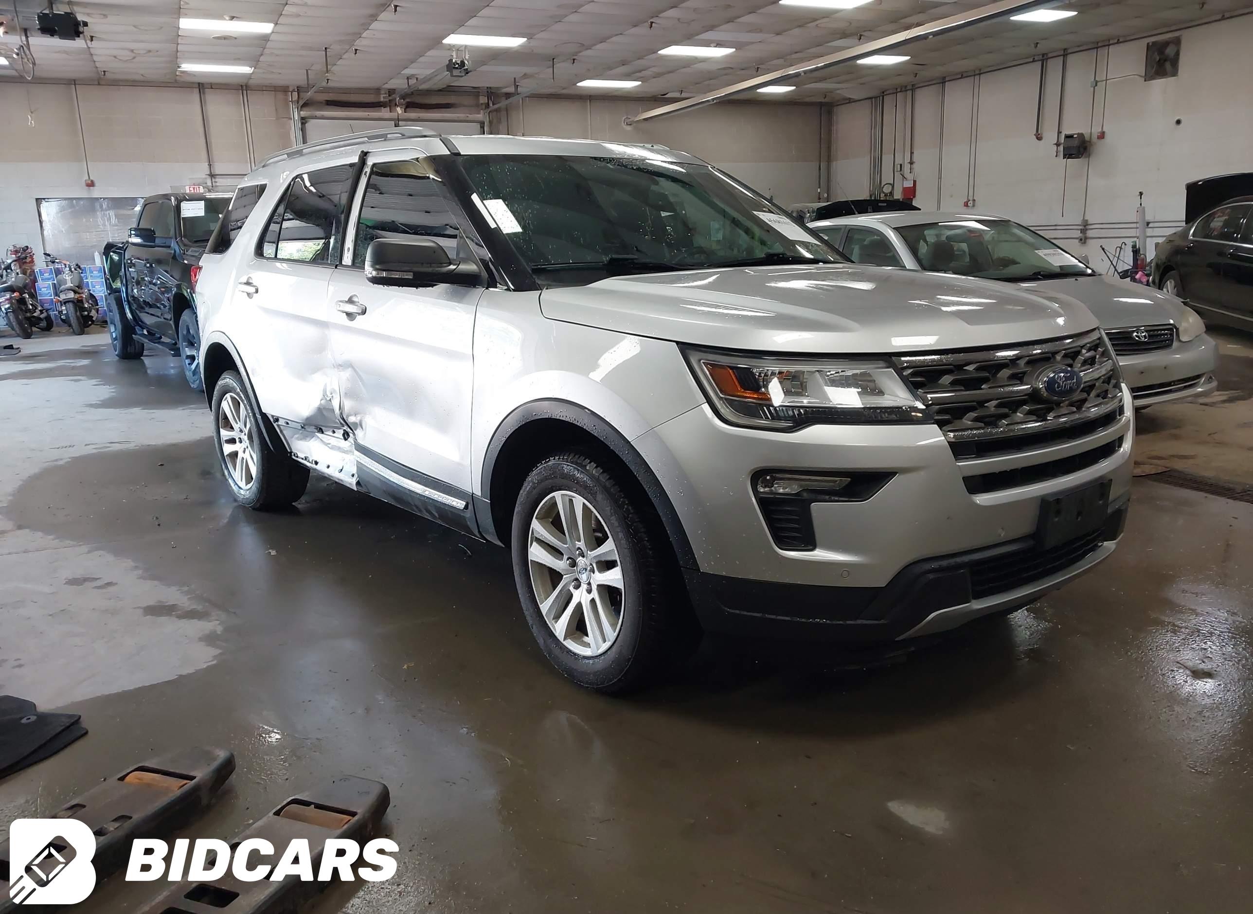 2019 Ford Explorer, Xlt