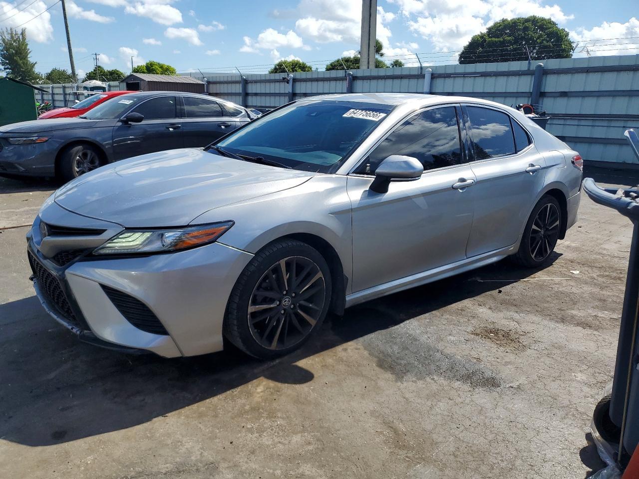 2019 Toyota Camry, Xse