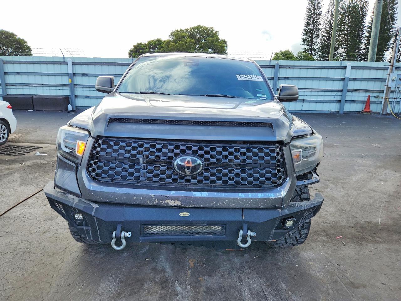 2021 Toyota Tundra, Crewmax Sr5