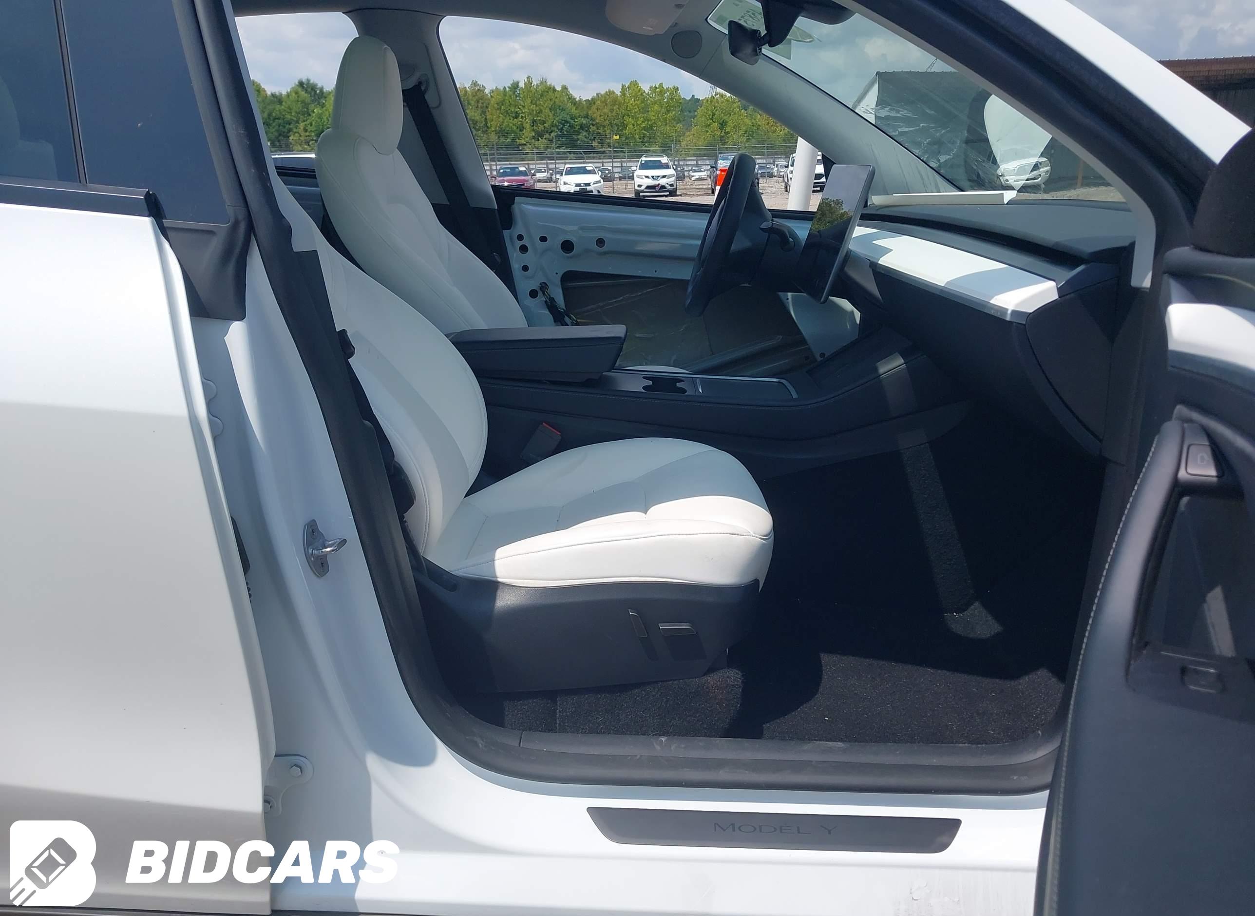 2024 Tesla Model Y, Long Rang...