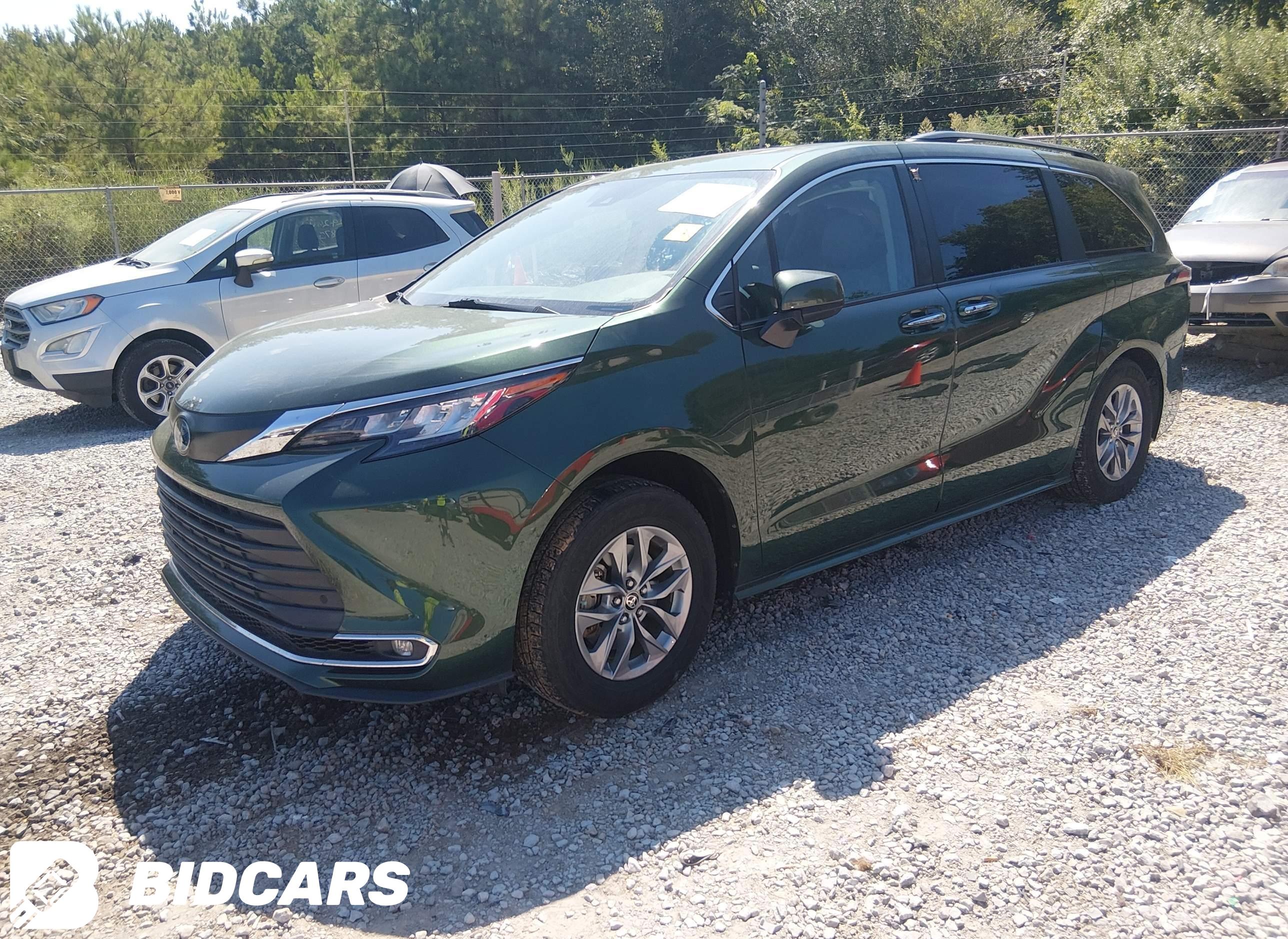 2022 Toyota Sienna, Xle