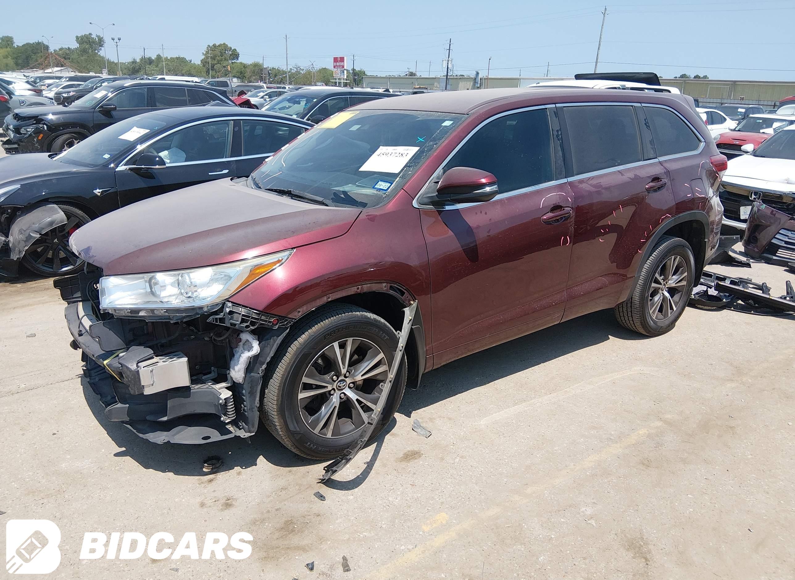 2017 Toyota Highlander, LE