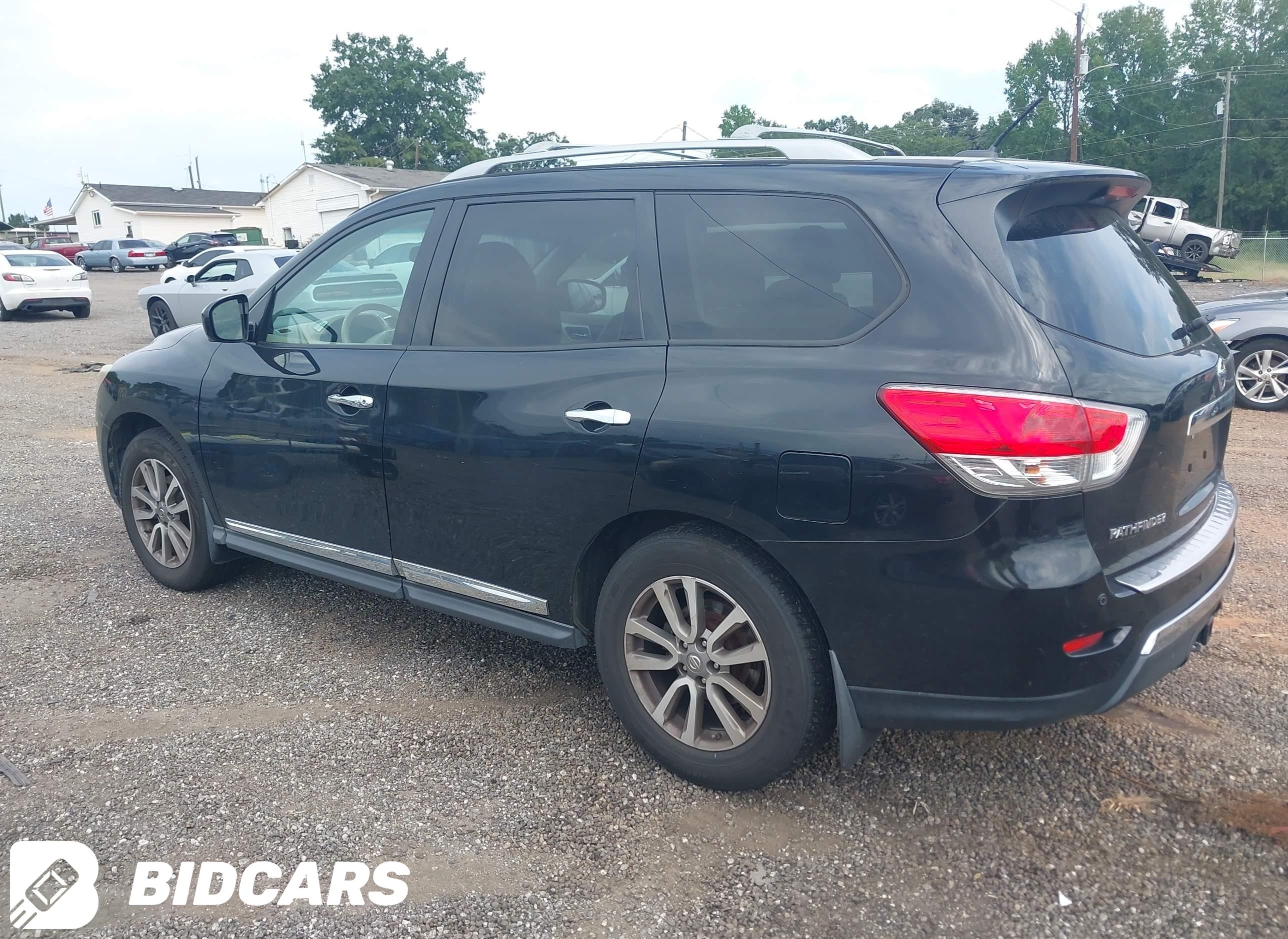 2015 Nissan Pathfinder, SL