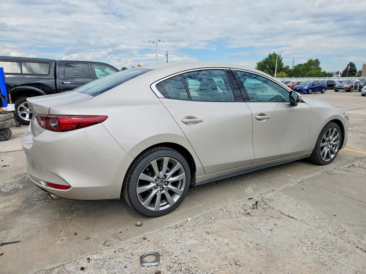 2022 Mazda 3, Premium