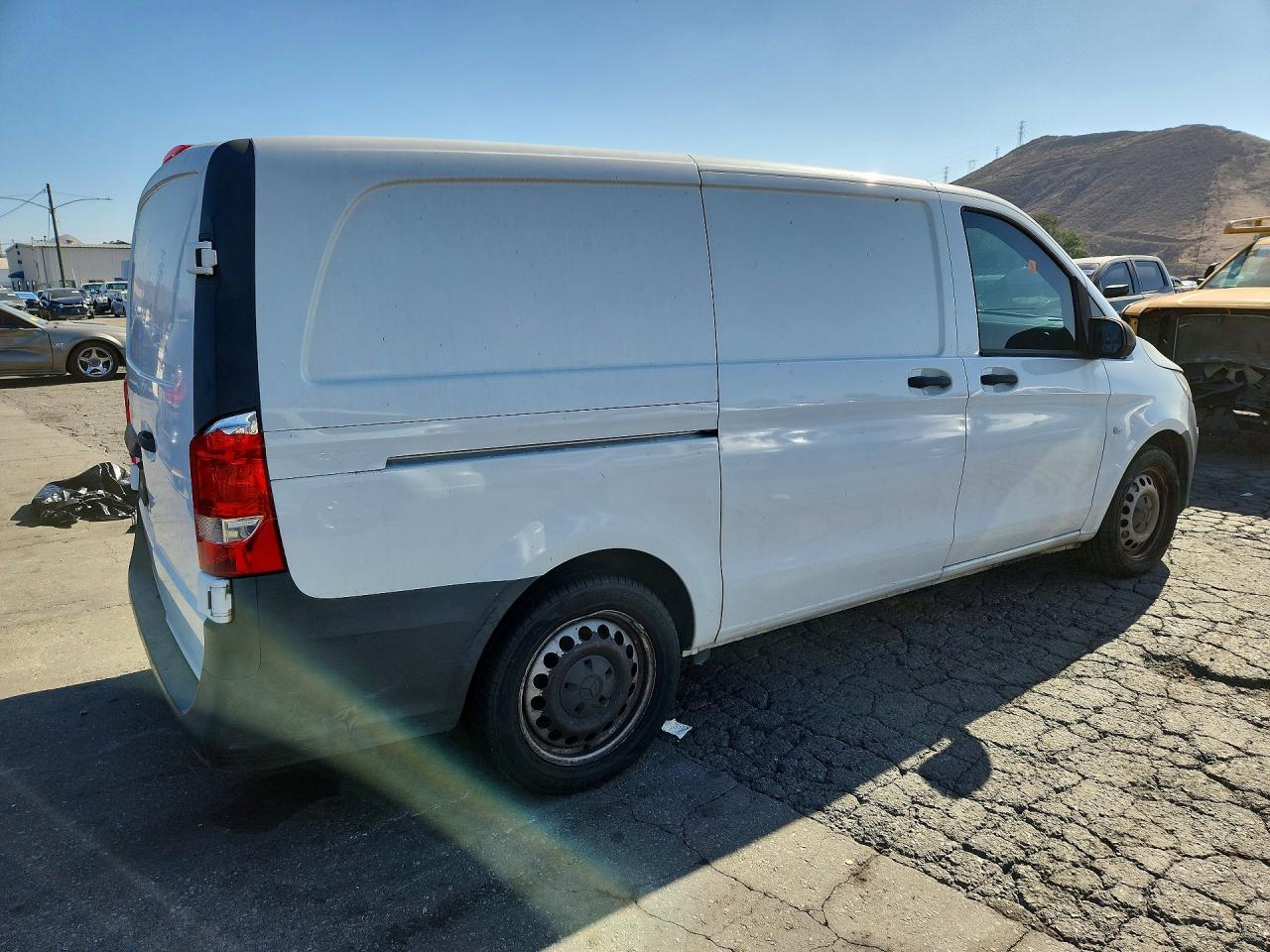 2016 Mercedes-Benz Metris