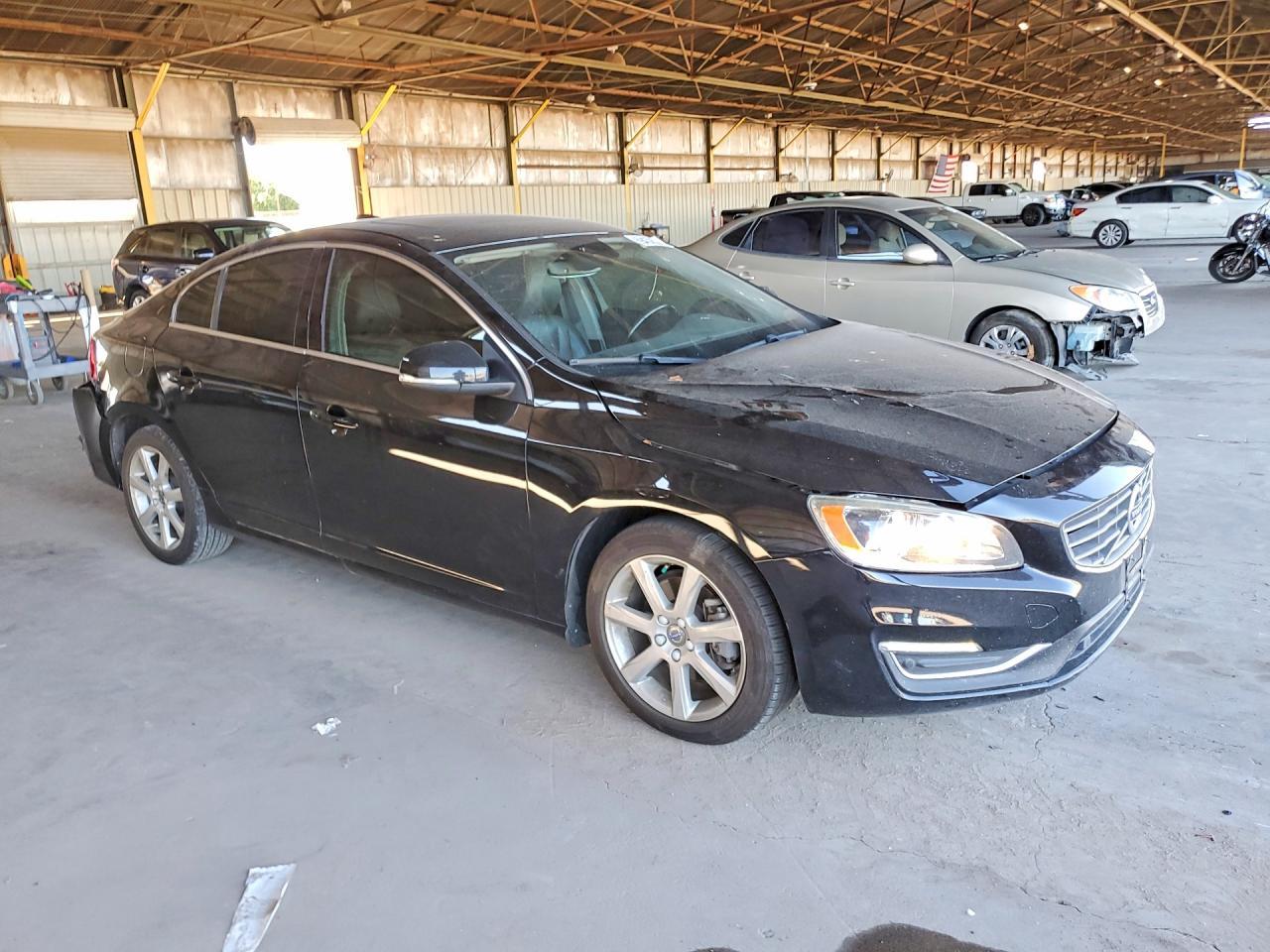 2016 Volvo S60, Premier
