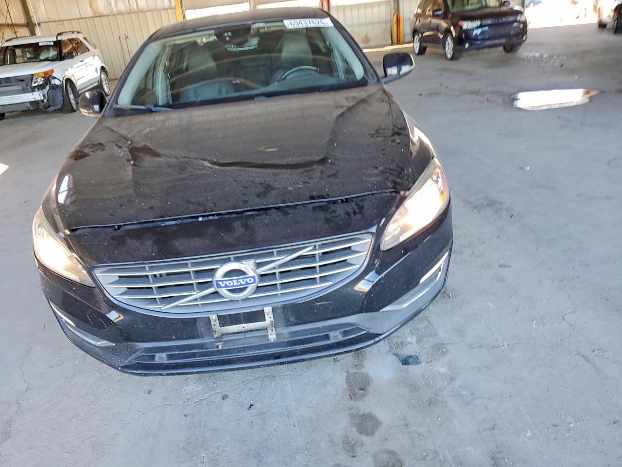 2016 Volvo S60, Premier