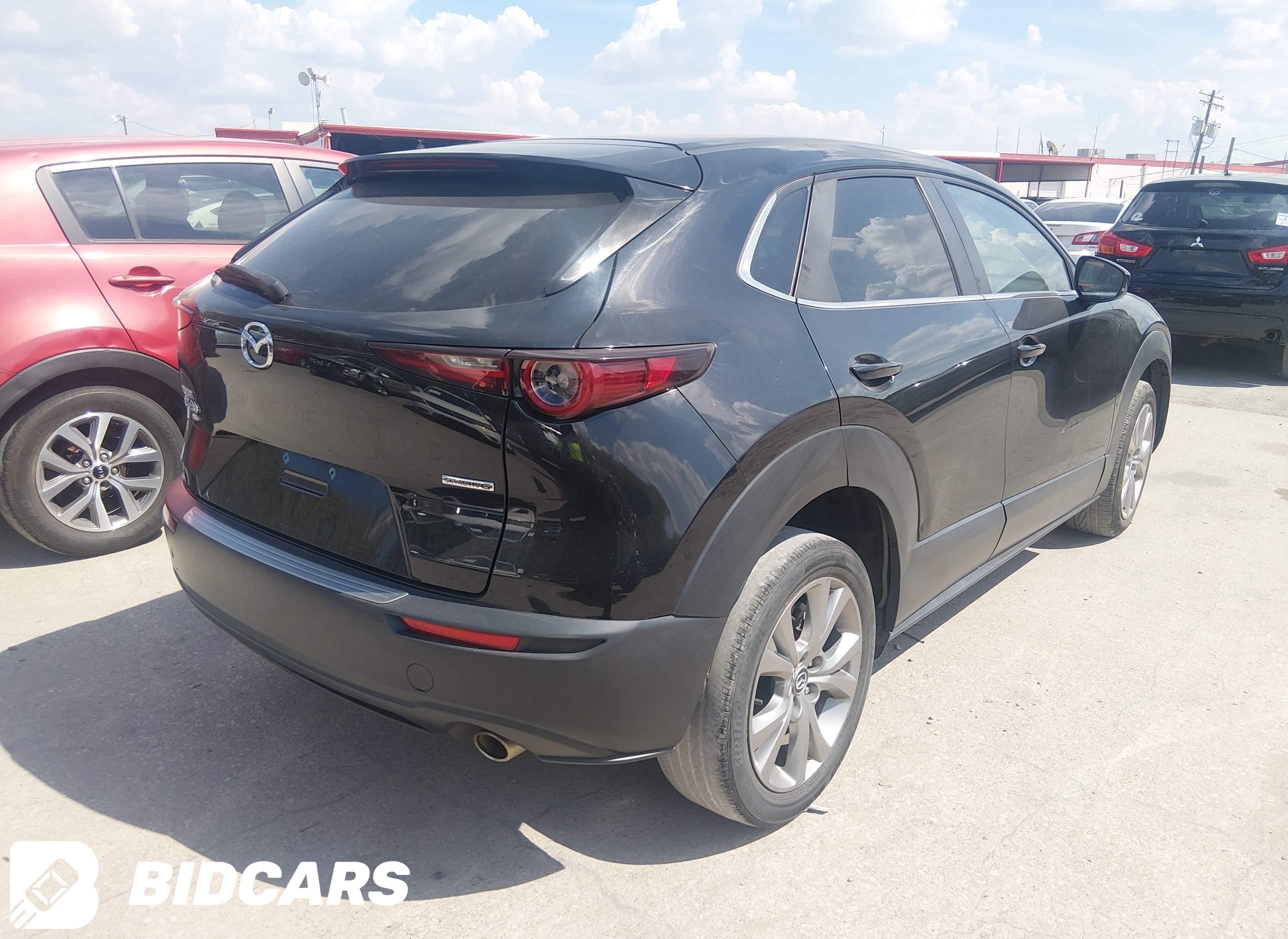 2022 Mazda CX-30, Select