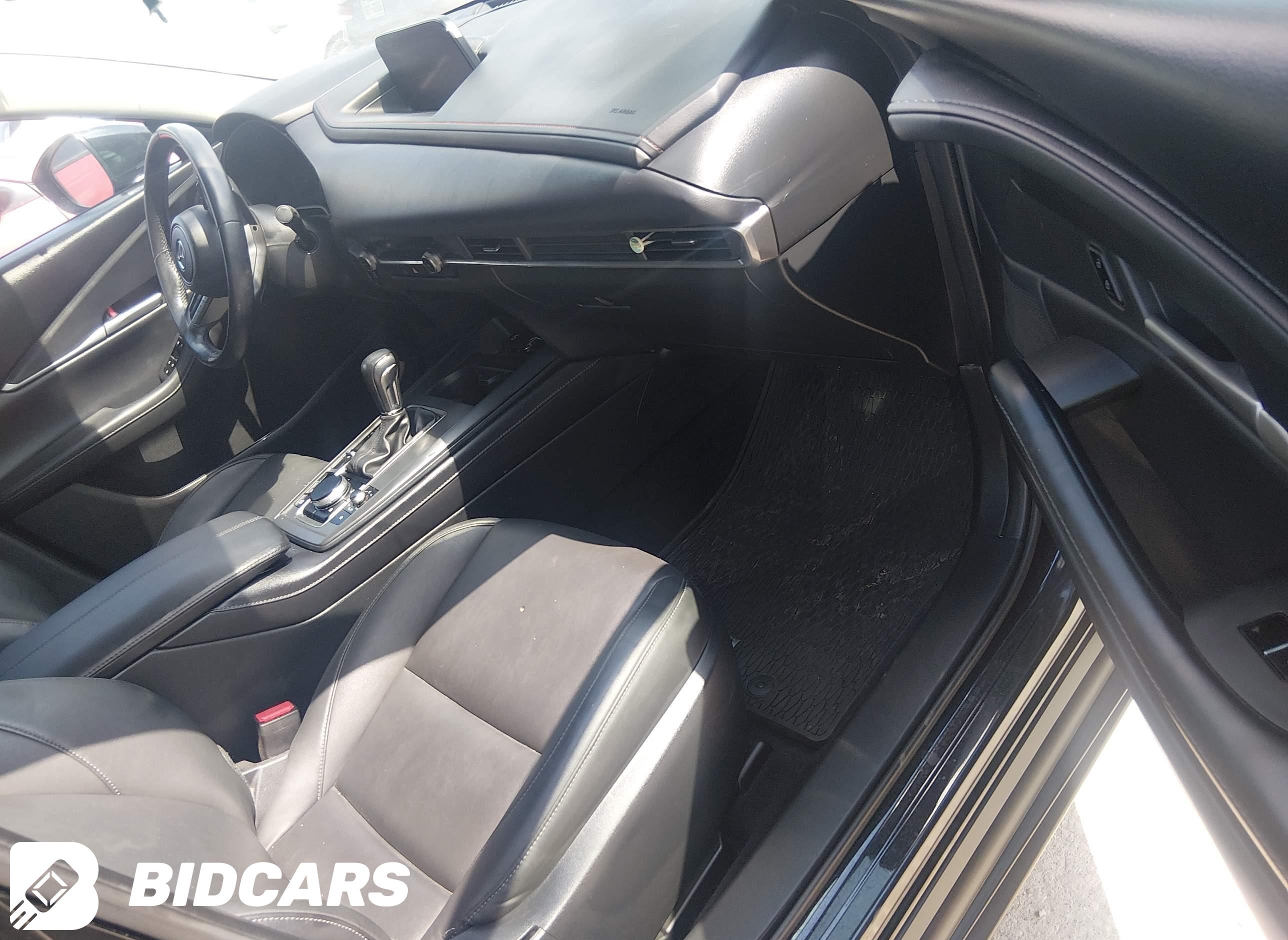 2022 Mazda CX-30, Select