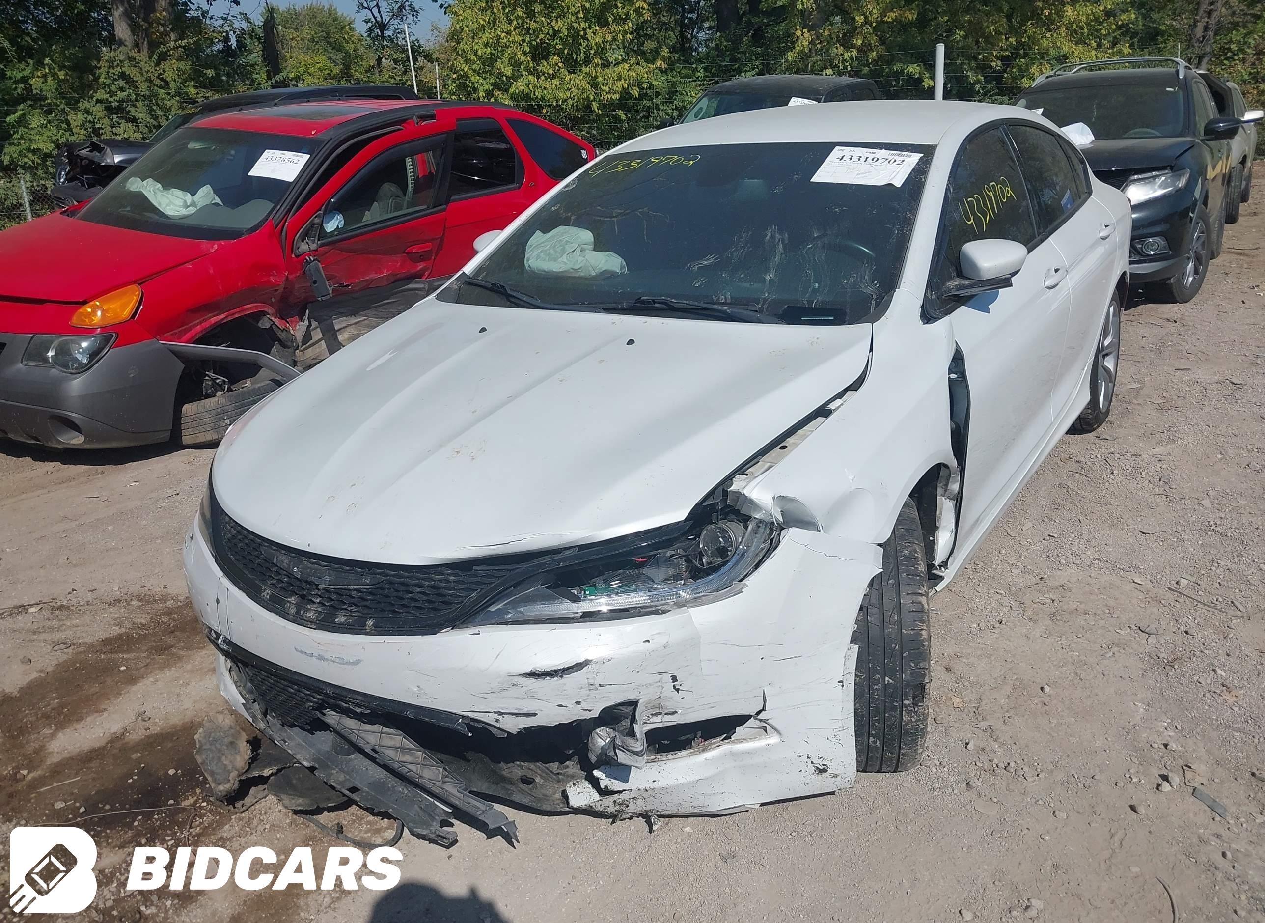 2015 Chrysler 200, S