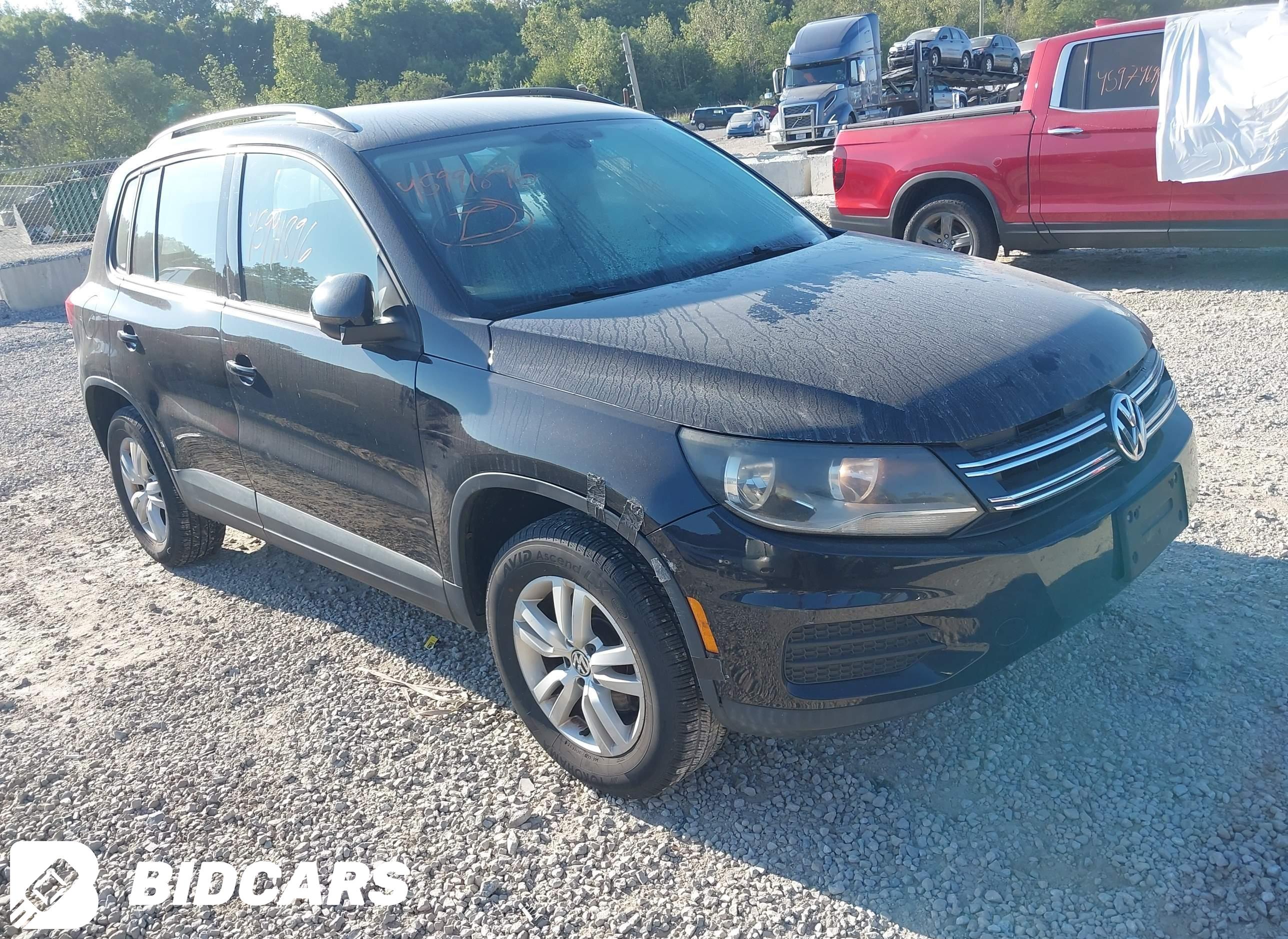 2016 Volkswagen Tiguan, S