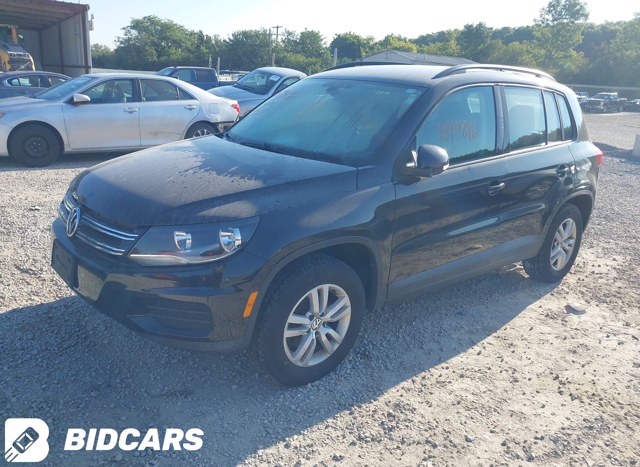 2016 Volkswagen Tiguan, S