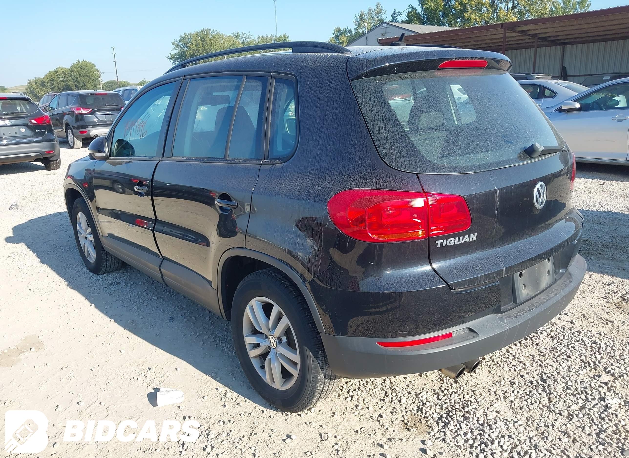 2016 Volkswagen Tiguan, S