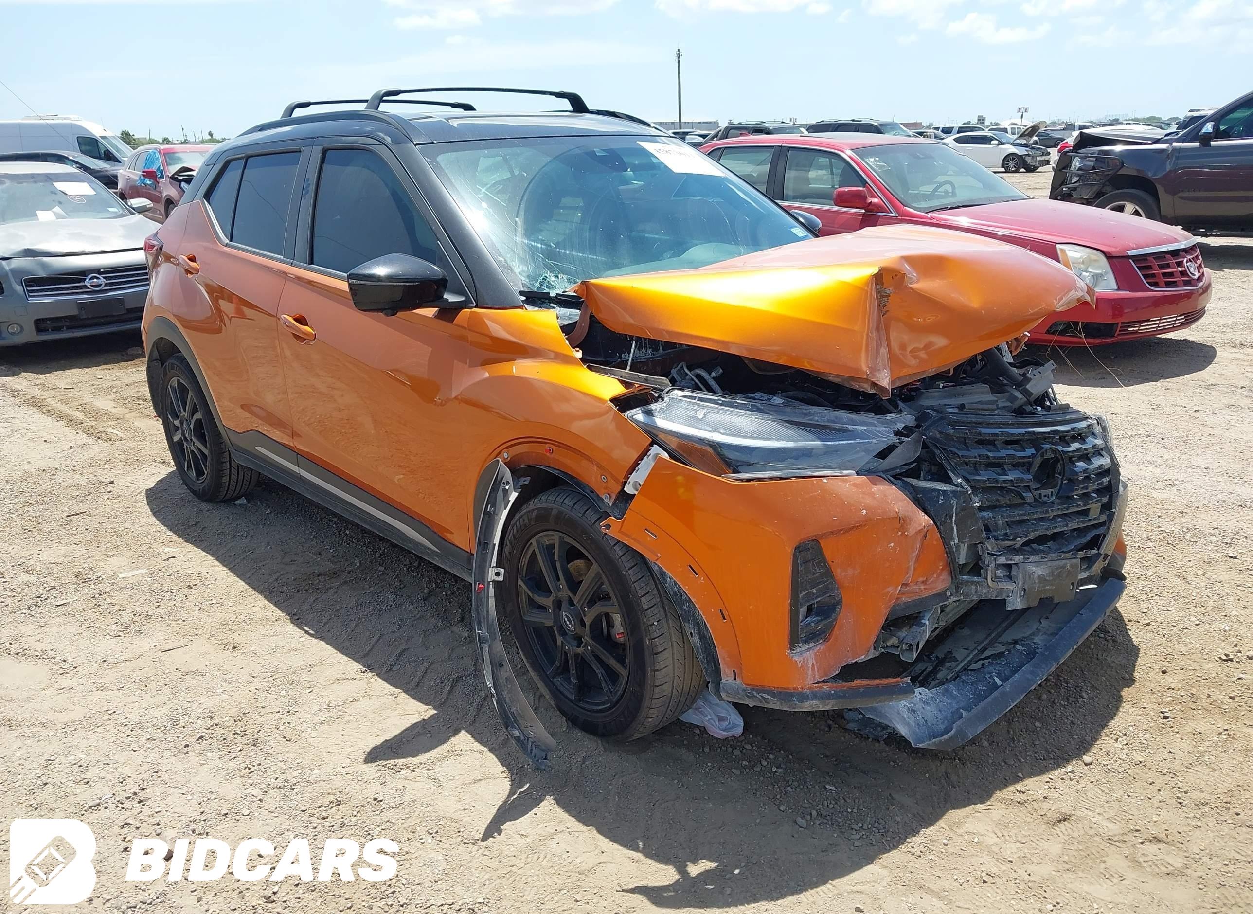 2024 Nissan Kicks, Sr Xtronic...