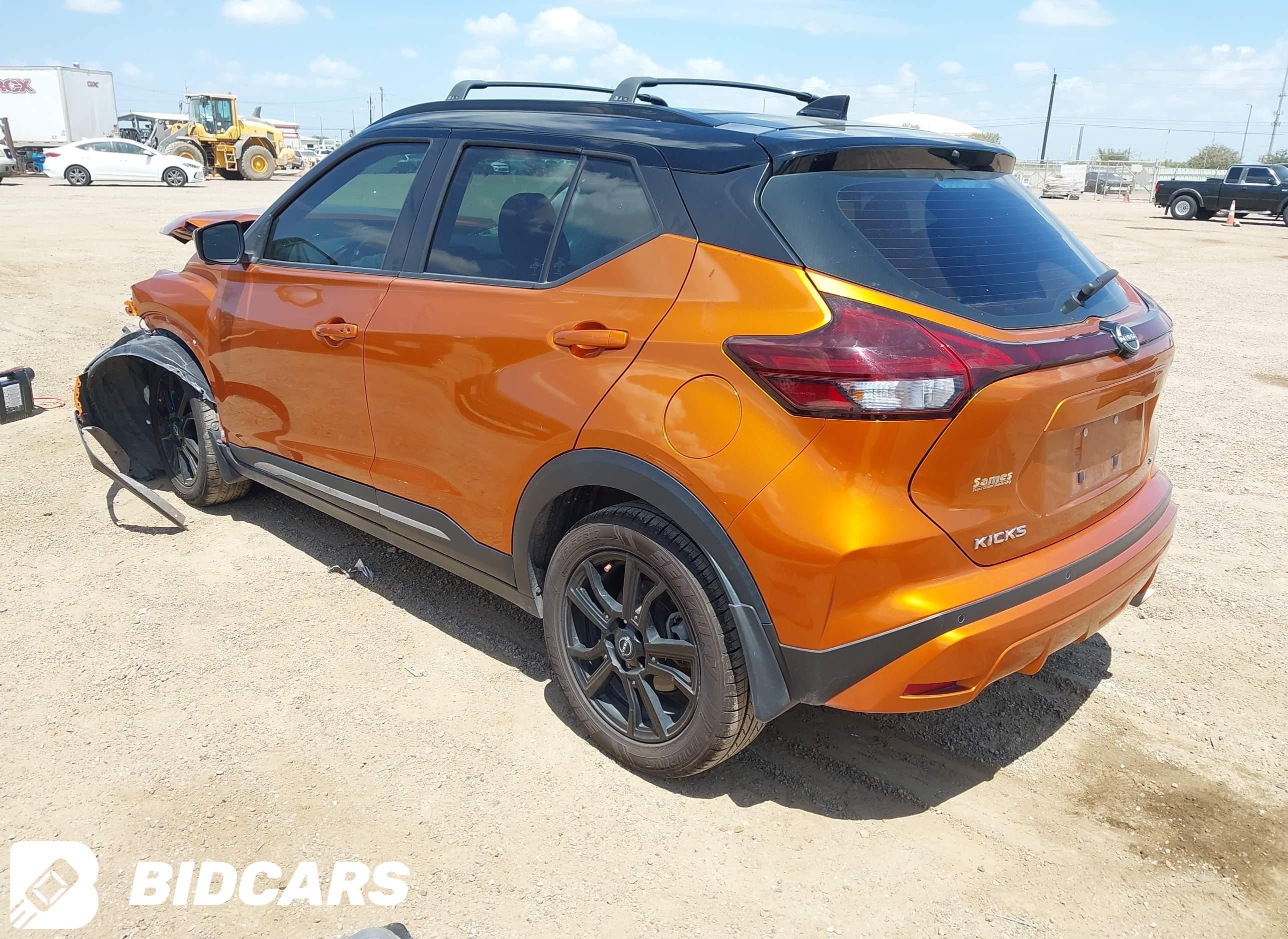 2024 Nissan Kicks, Sr Xtronic...