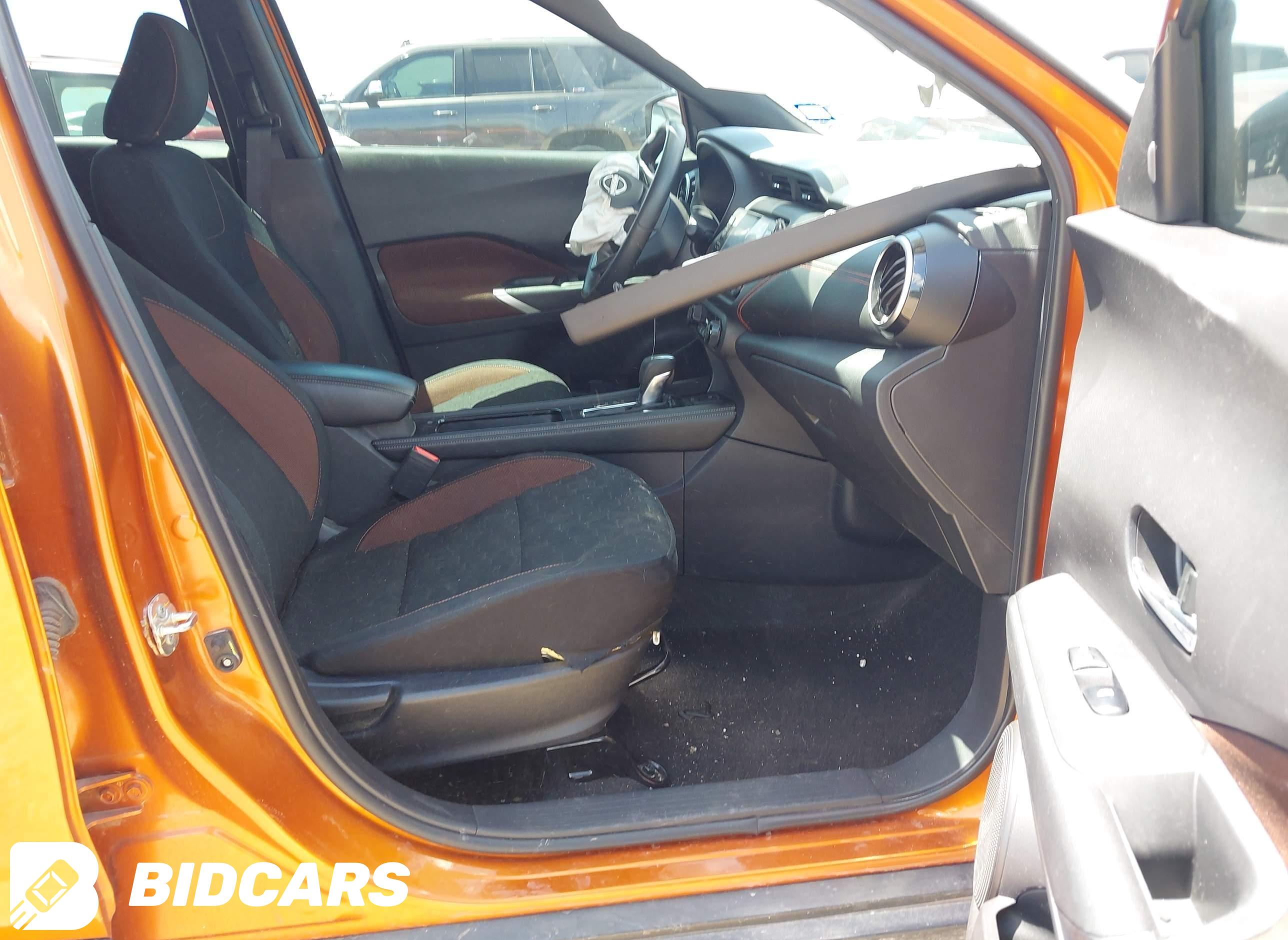 2024 Nissan Kicks, Sr Xtronic...
