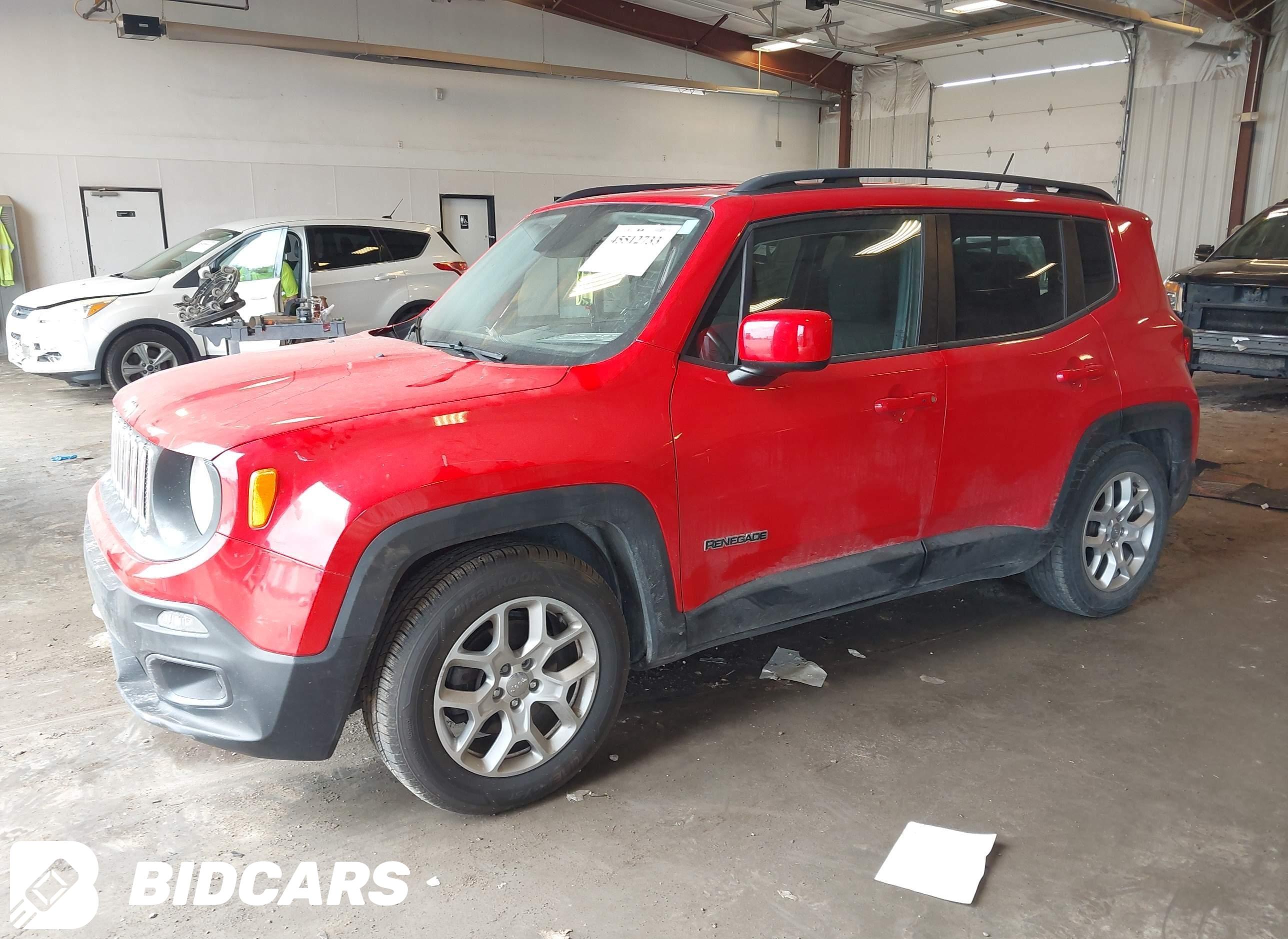 2016 Jeep Renegade, Latitude