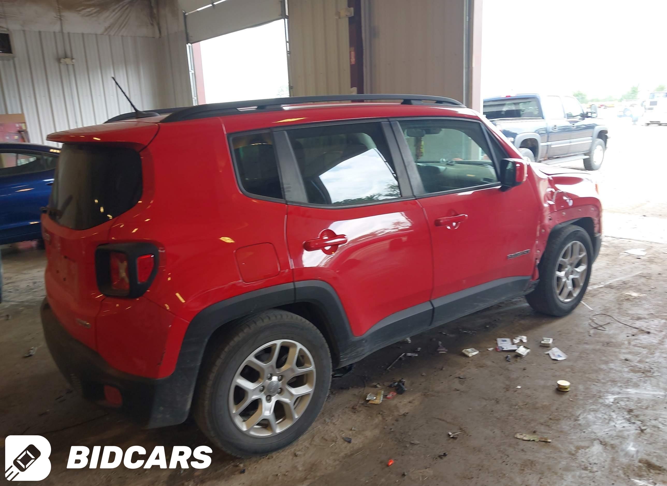 2016 Jeep Renegade, Latitude