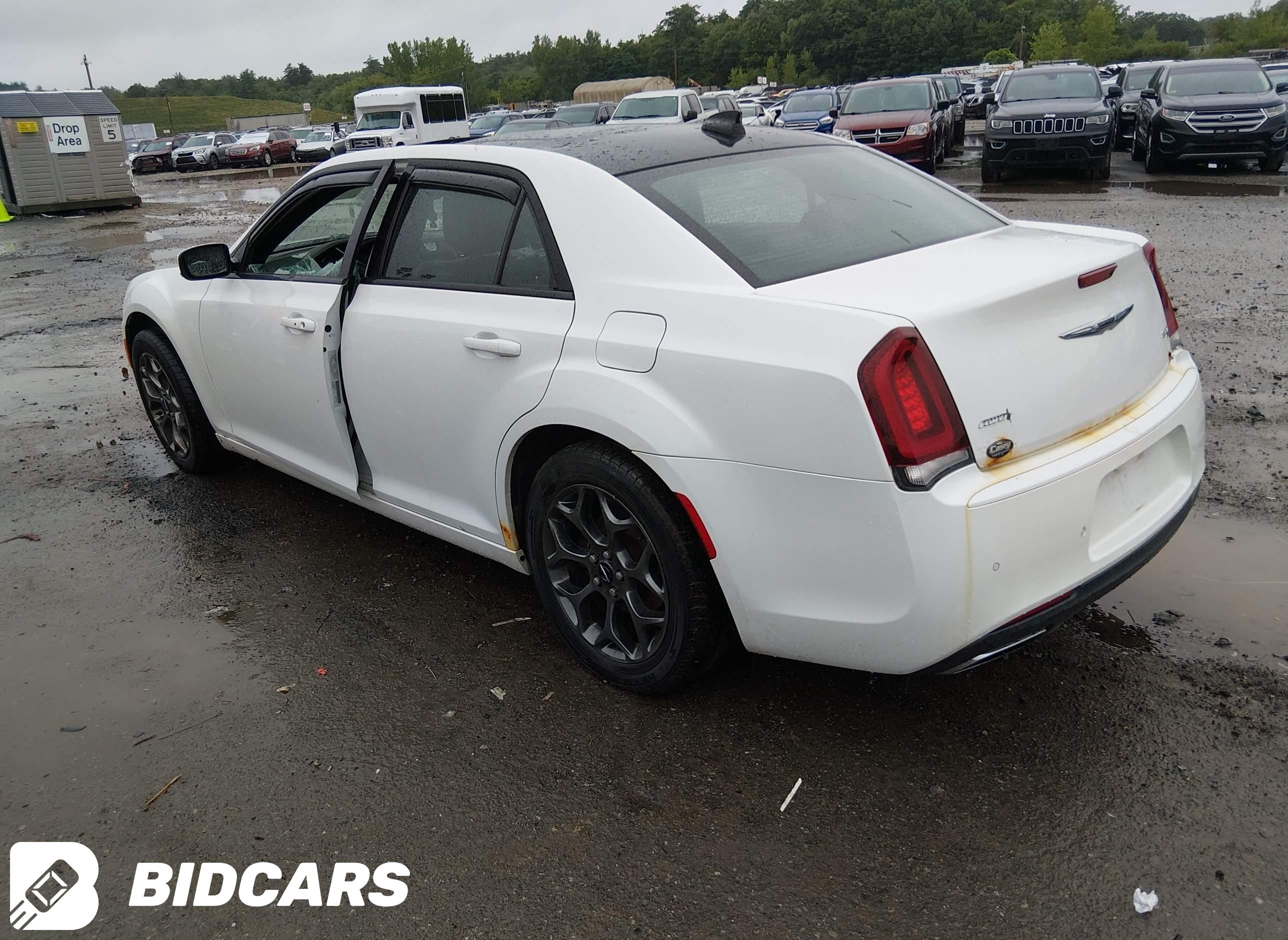 2016 Chrysler 300, 300S