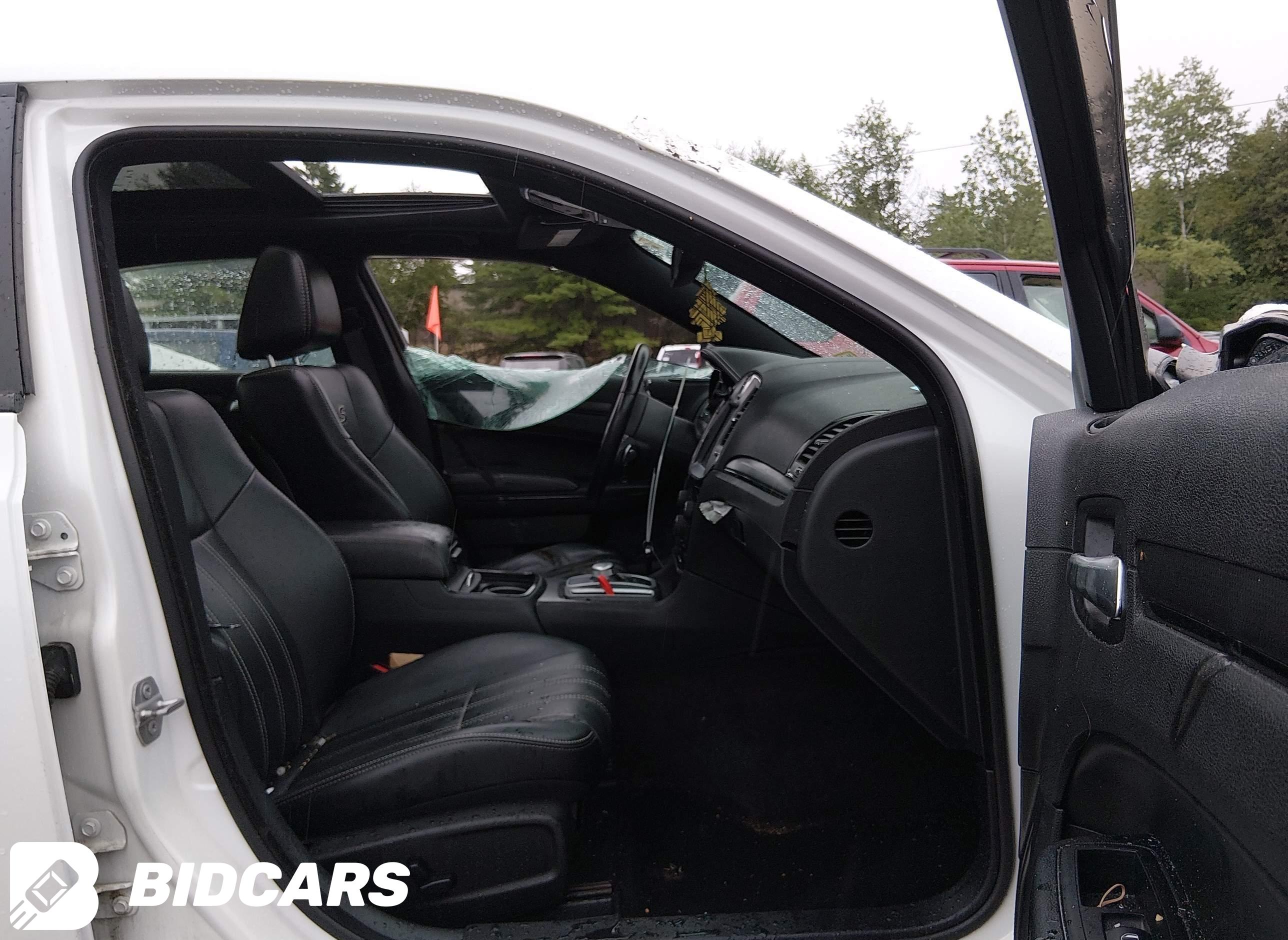 2016 Chrysler 300, 300S