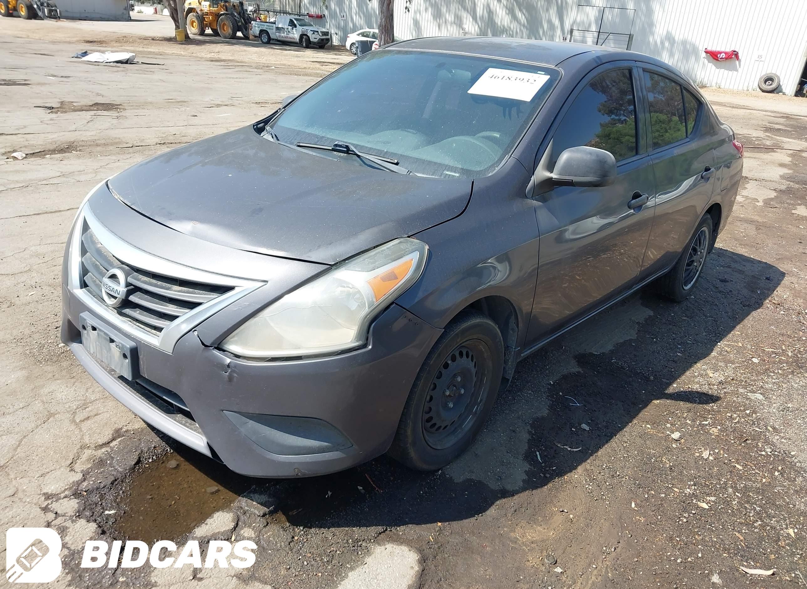 2015 Nissan Versa, 1.6 S