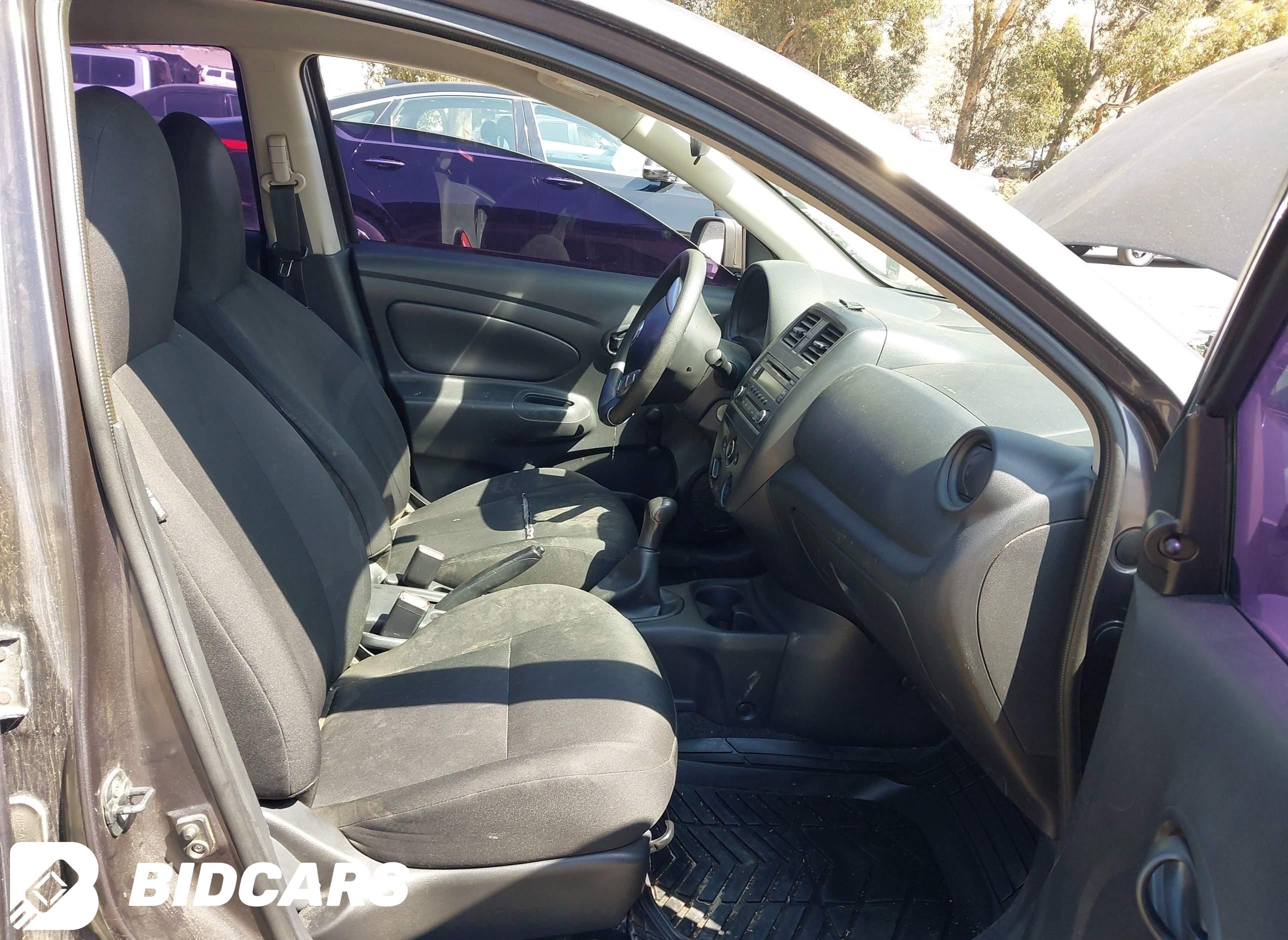 2015 Nissan Versa, 1.6 S